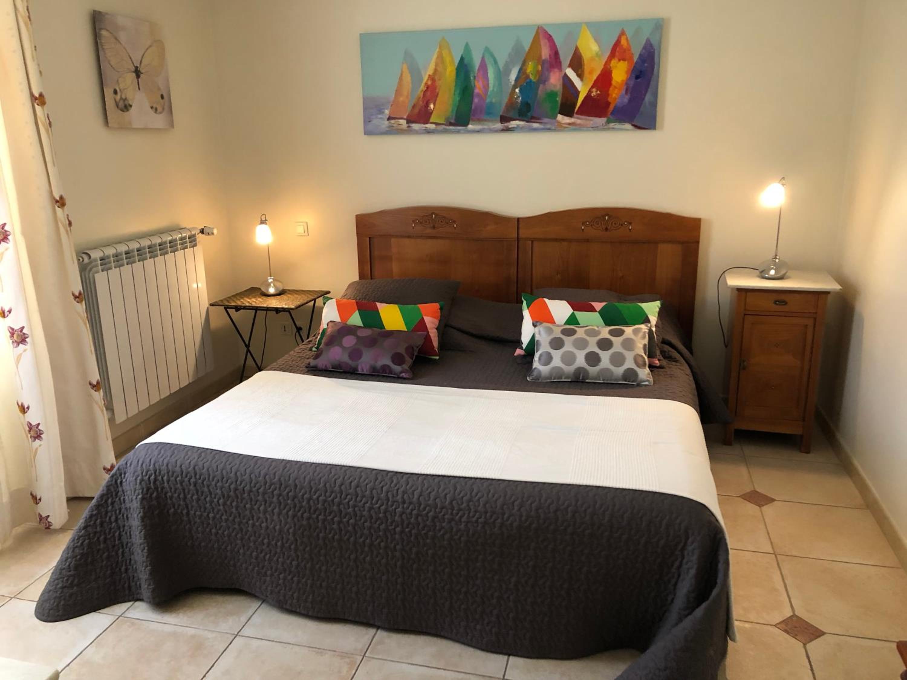 Deluxe Double Room with Bath photo 2