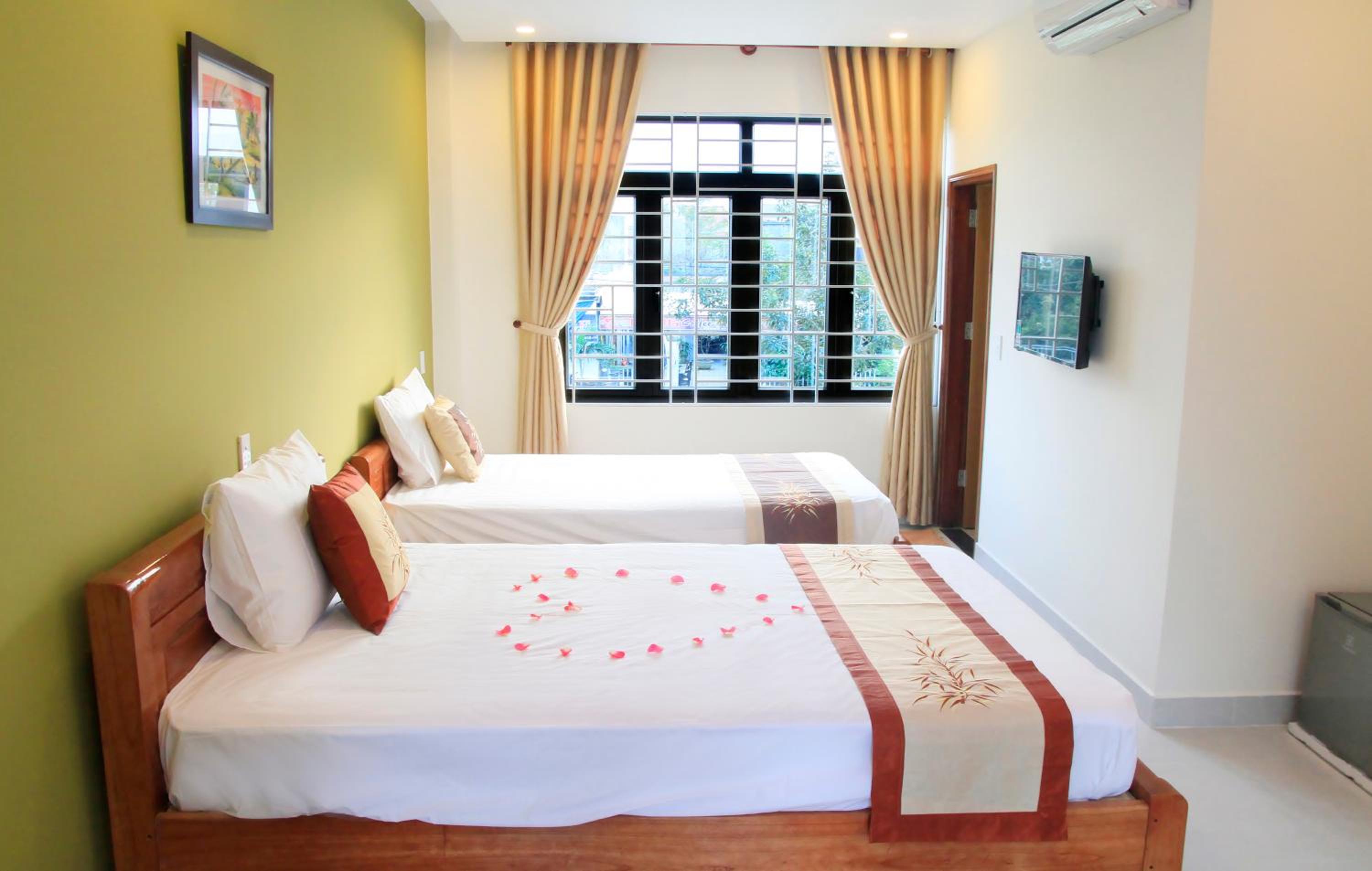 Triple Room with Bath