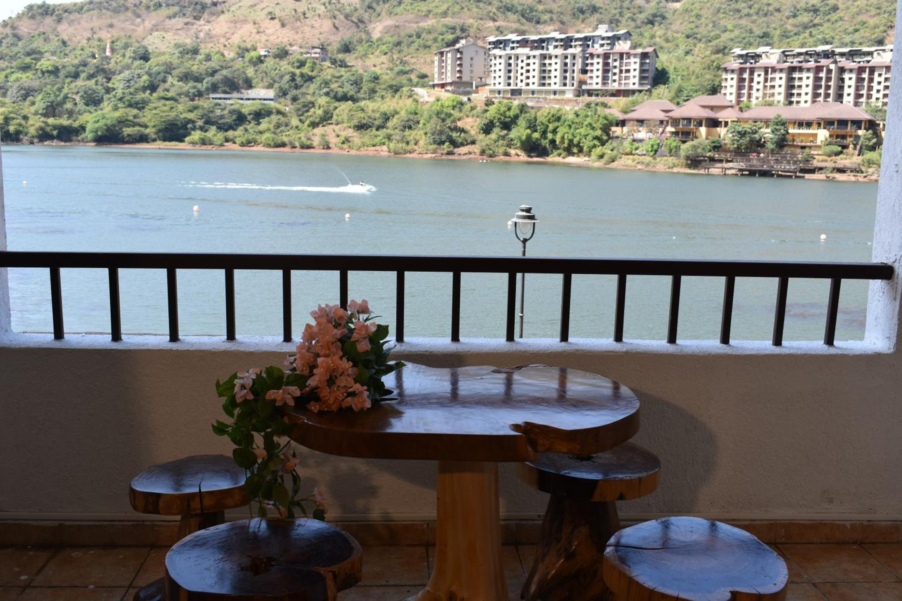 Lavasa Casa photo 2