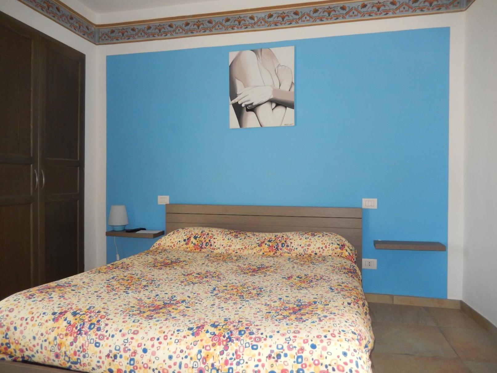 Double Room with Private Bathroom photo 3