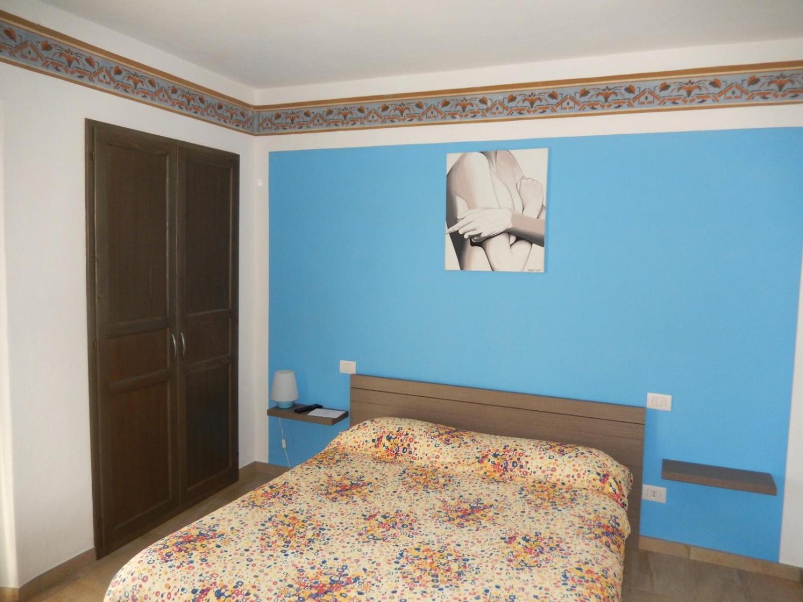 Double Room with Private Bathroom photo 2