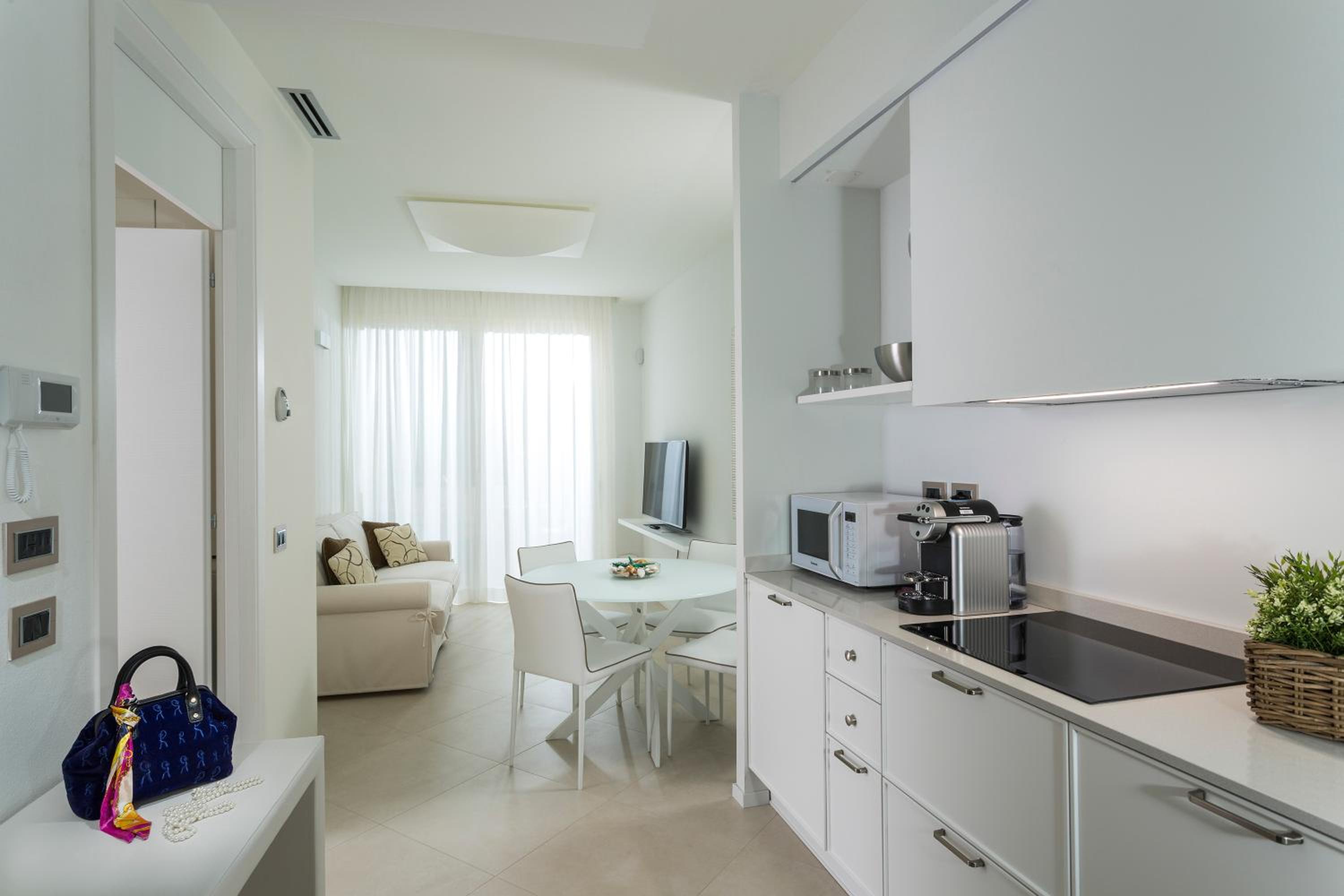 Superior Apartment - Photo 2