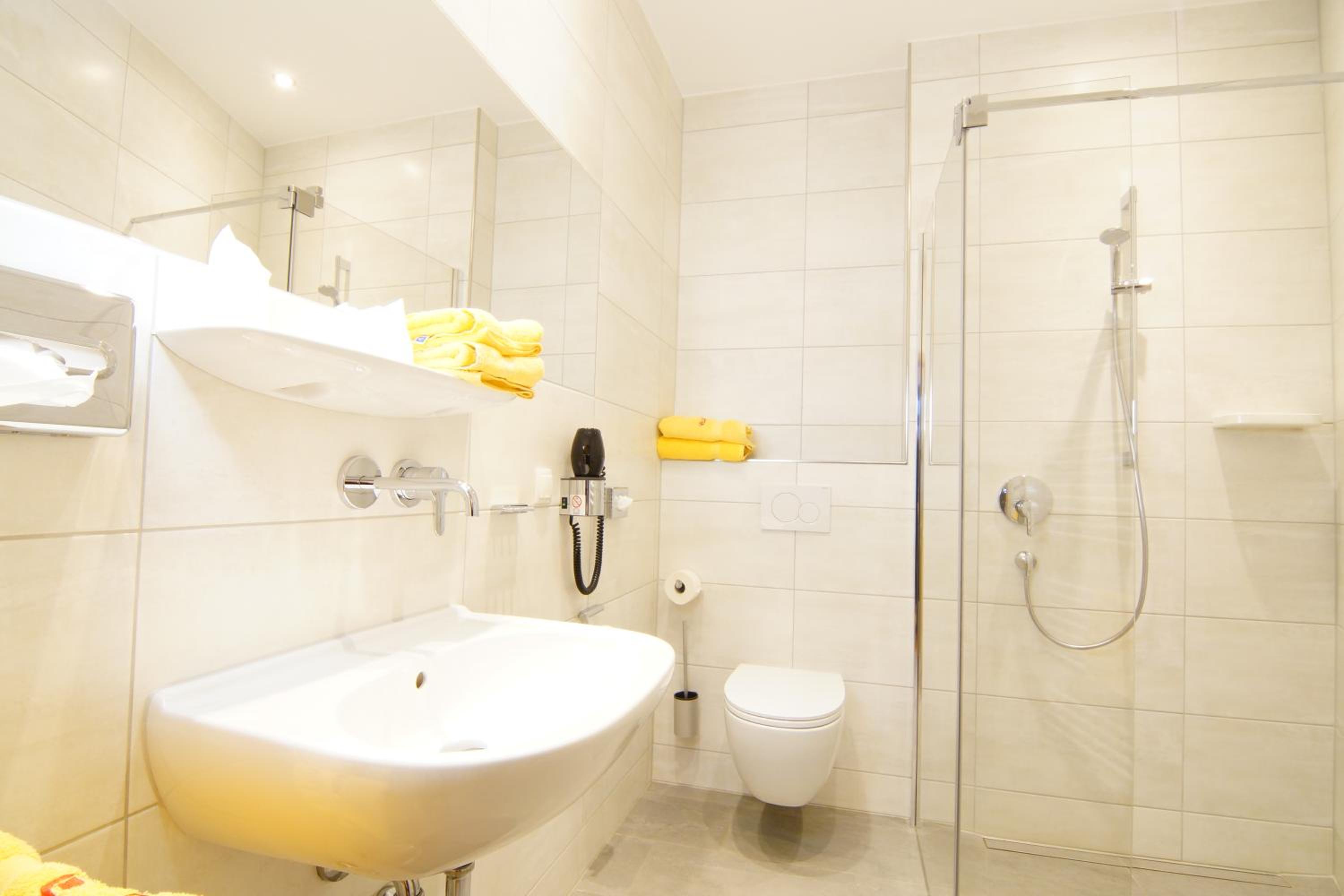 Superior Double Room with Balcony photo 2