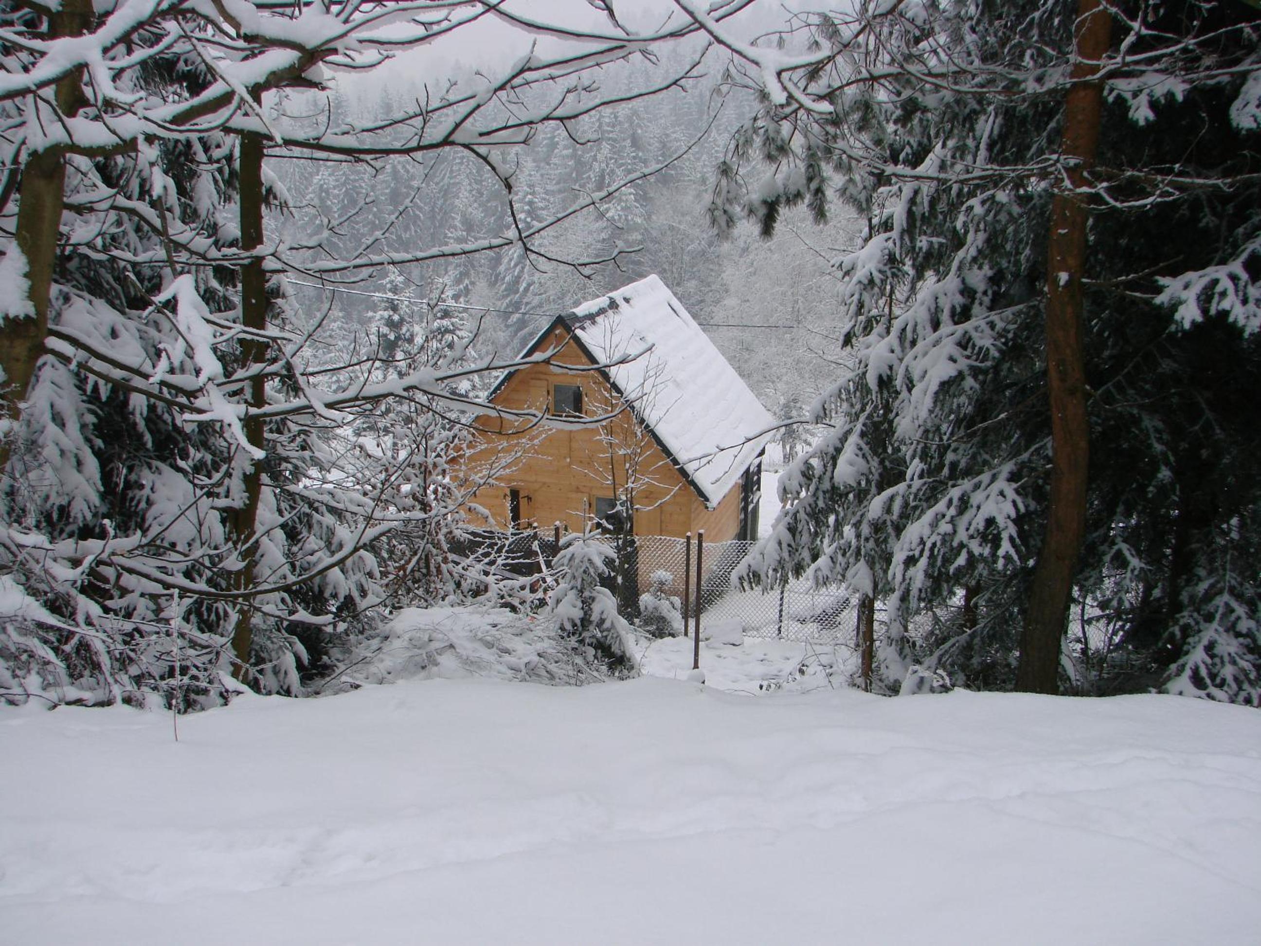 Two-Bedroom House - Photo 18