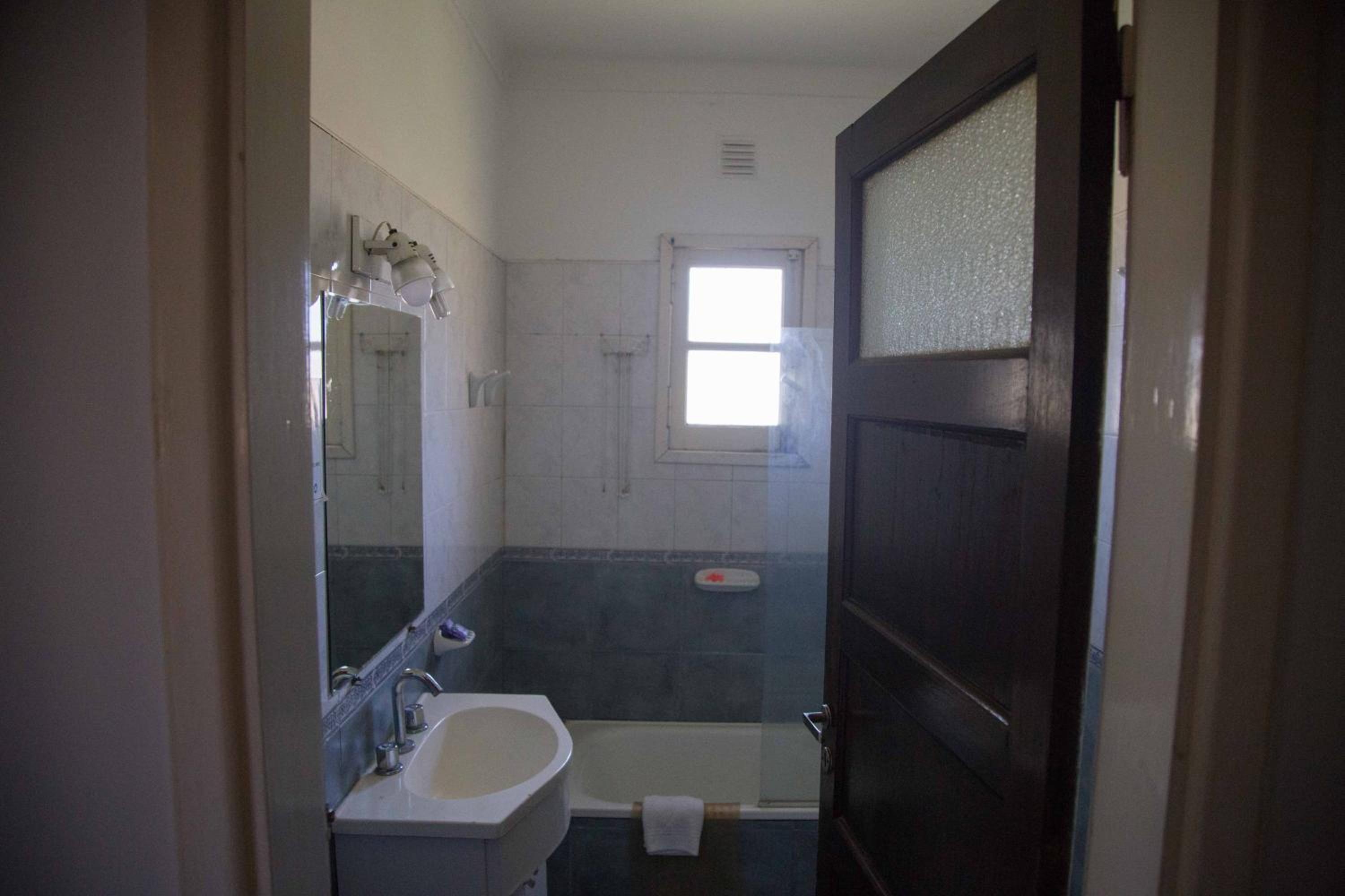 Family Room photo 3