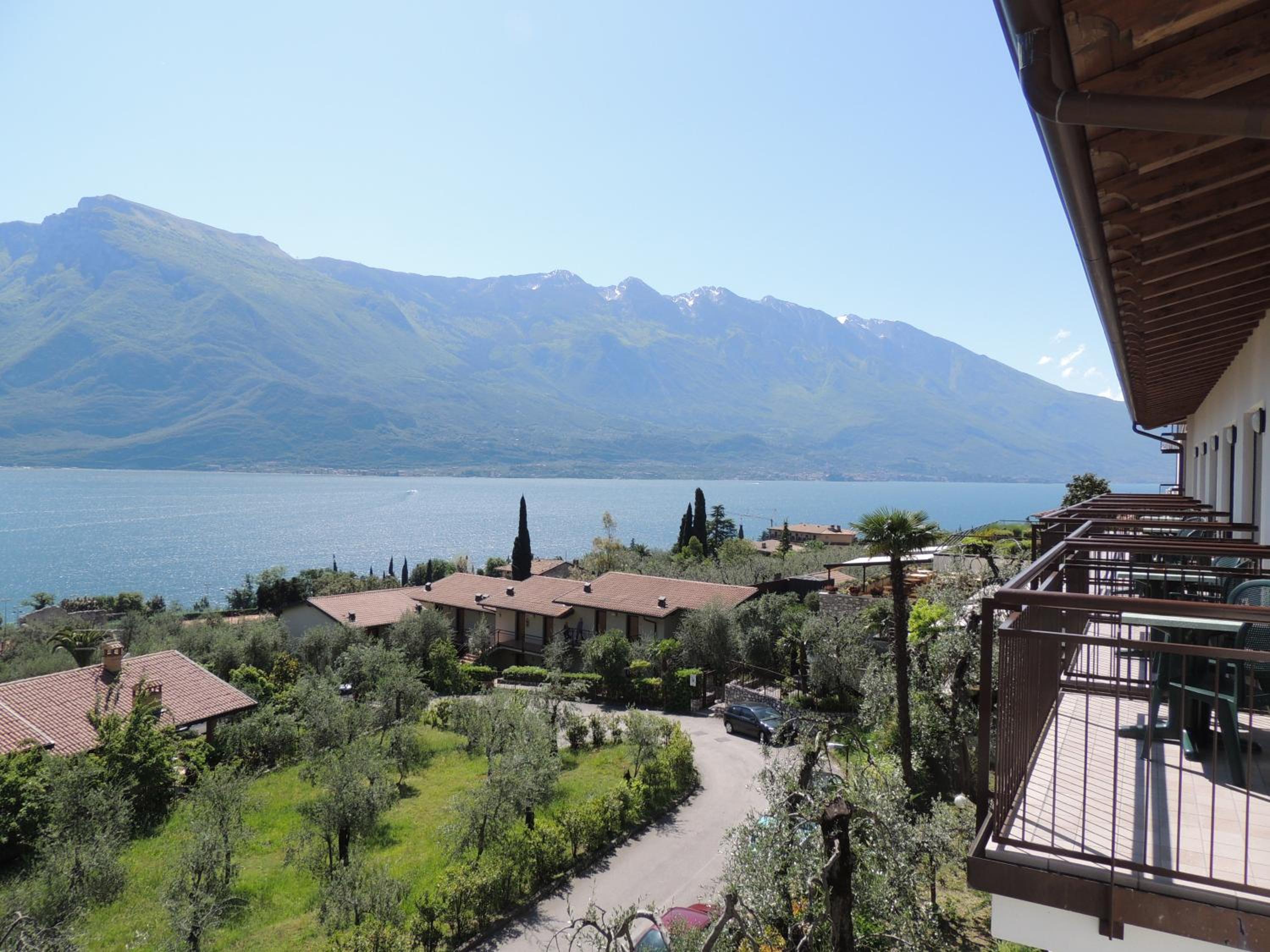  Double or Twin Room with Lake View photo 2