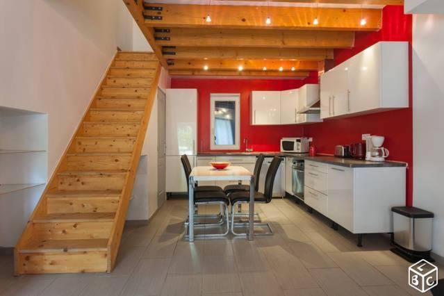 One-Bedroom House photo 1