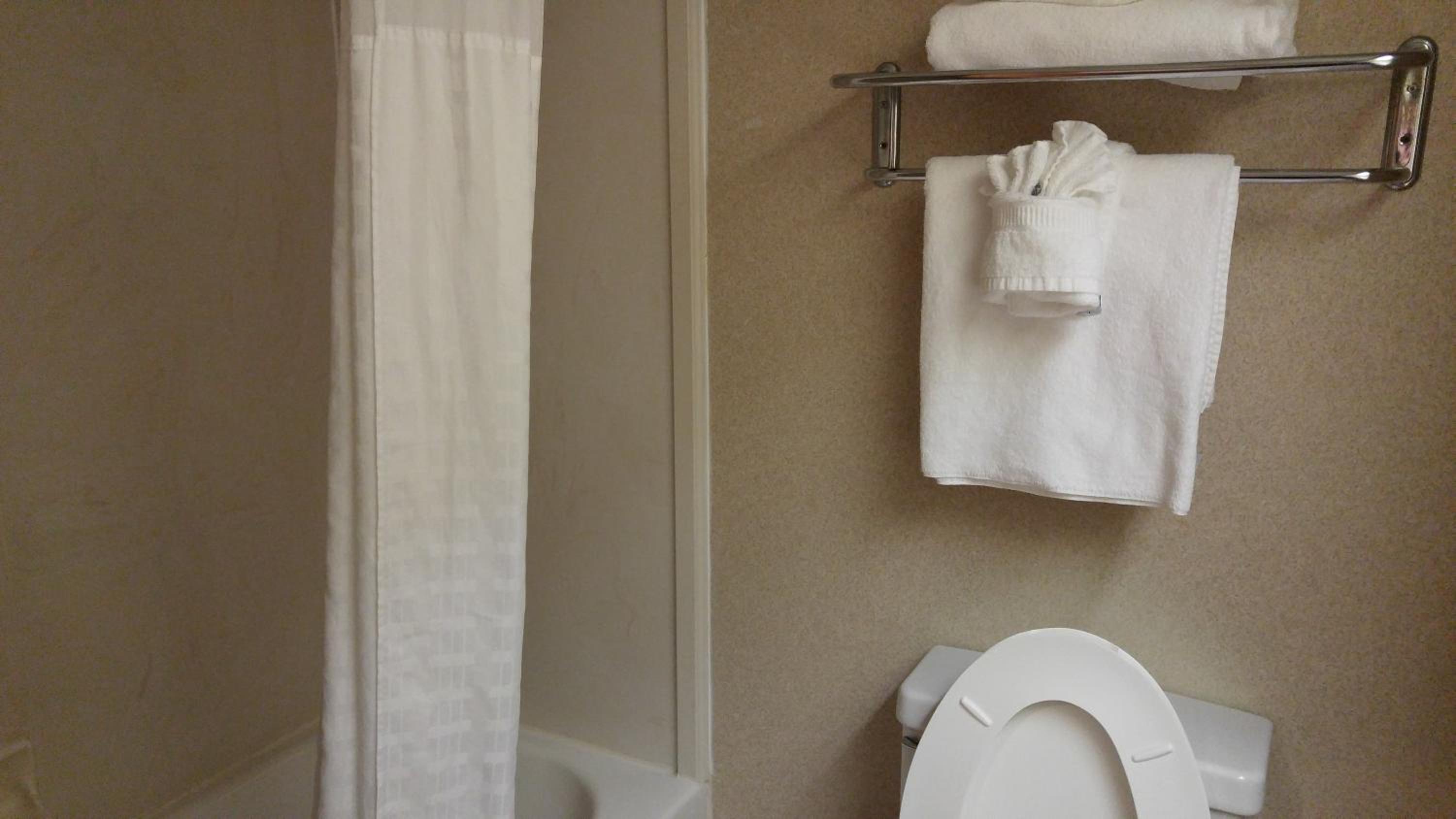 King Room - Non-Smoking - Photo 2