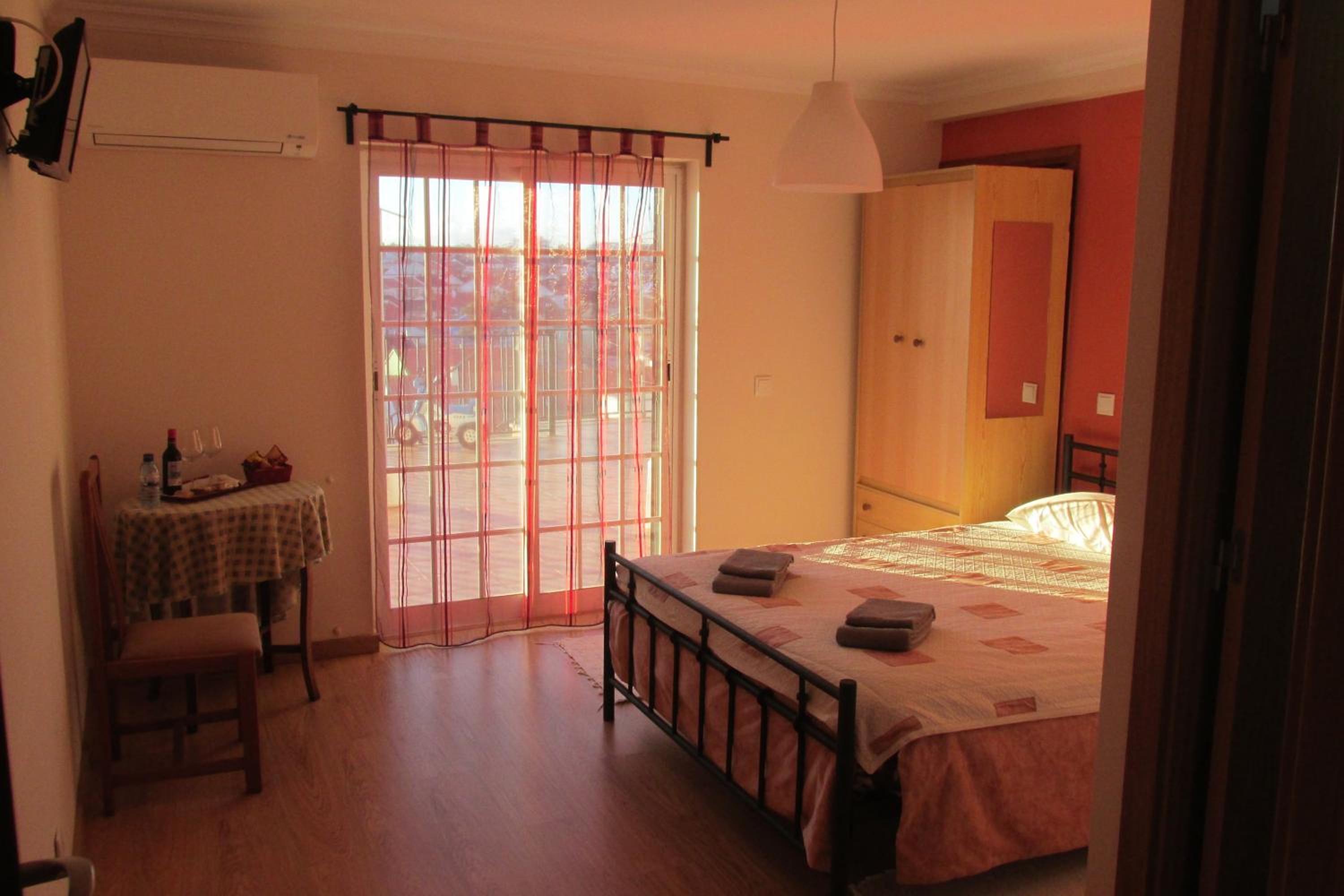 Double Room with Private Bathroom photo 1