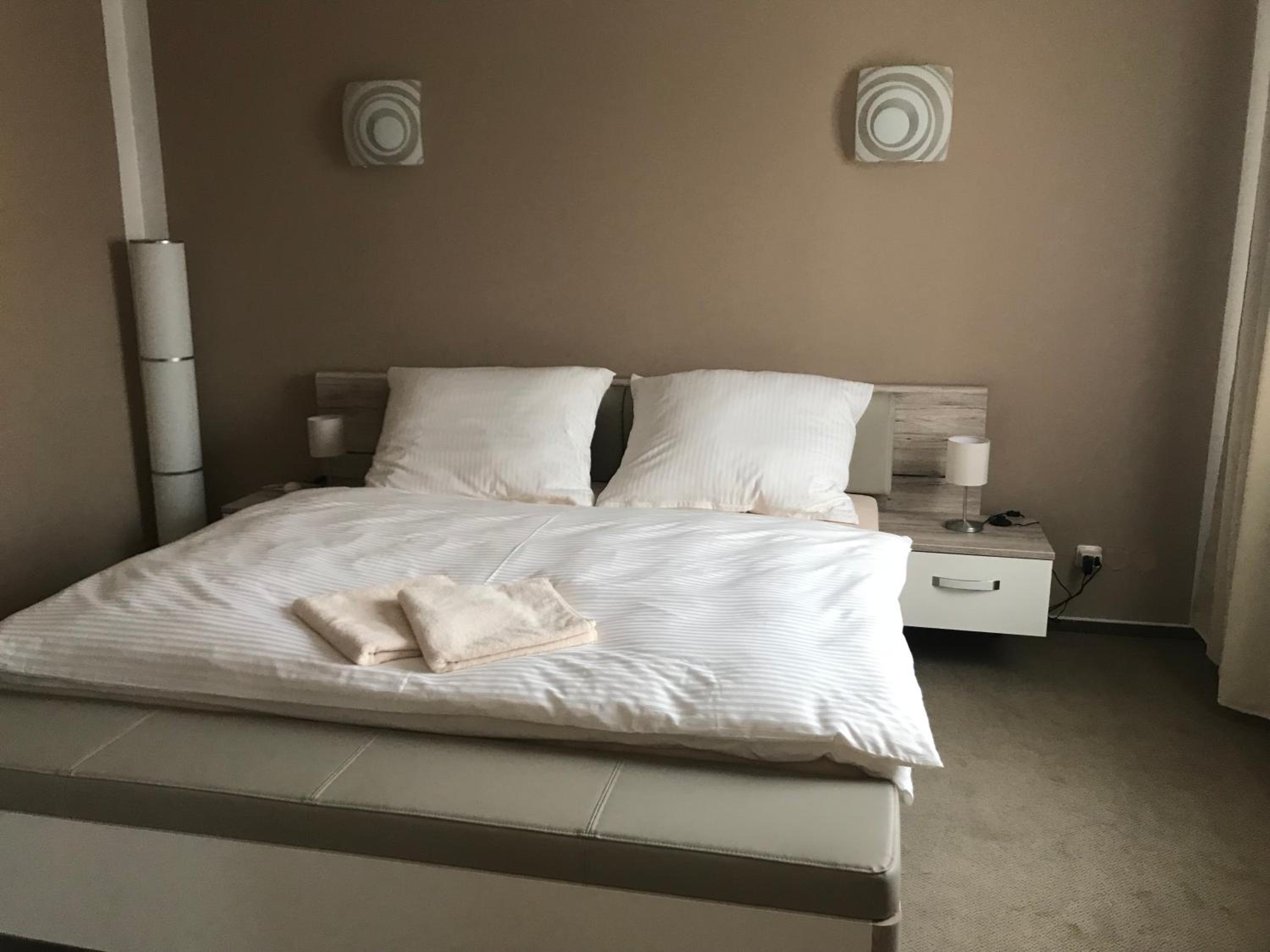 Deluxe Double Room with Bath photo 1