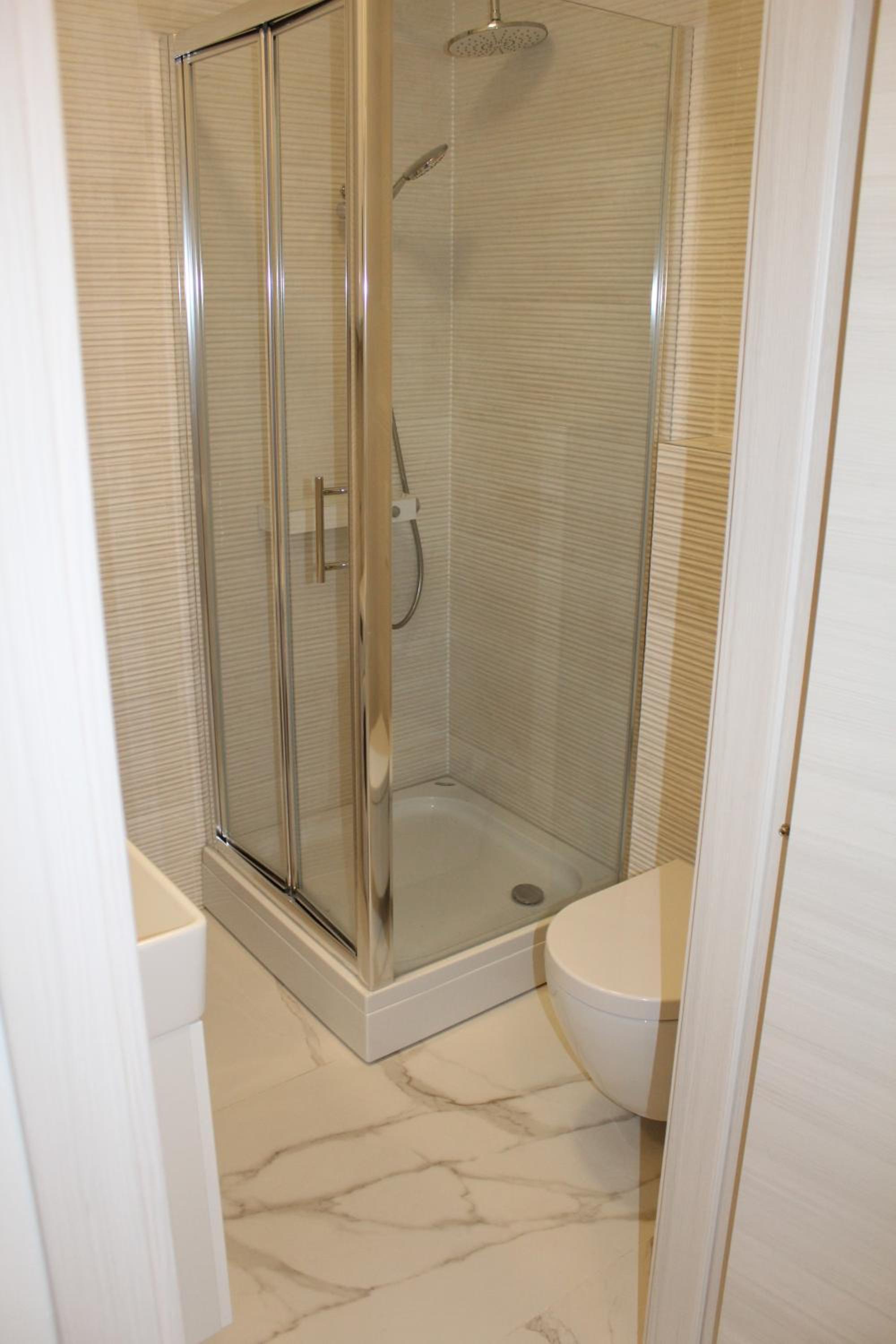 Apartment with Sea View - Photo 5