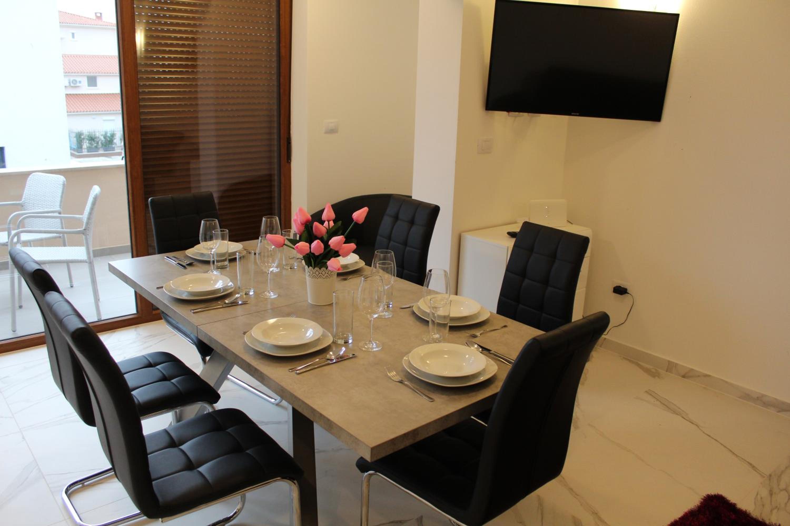 Apartment with Sea View - Photo 20