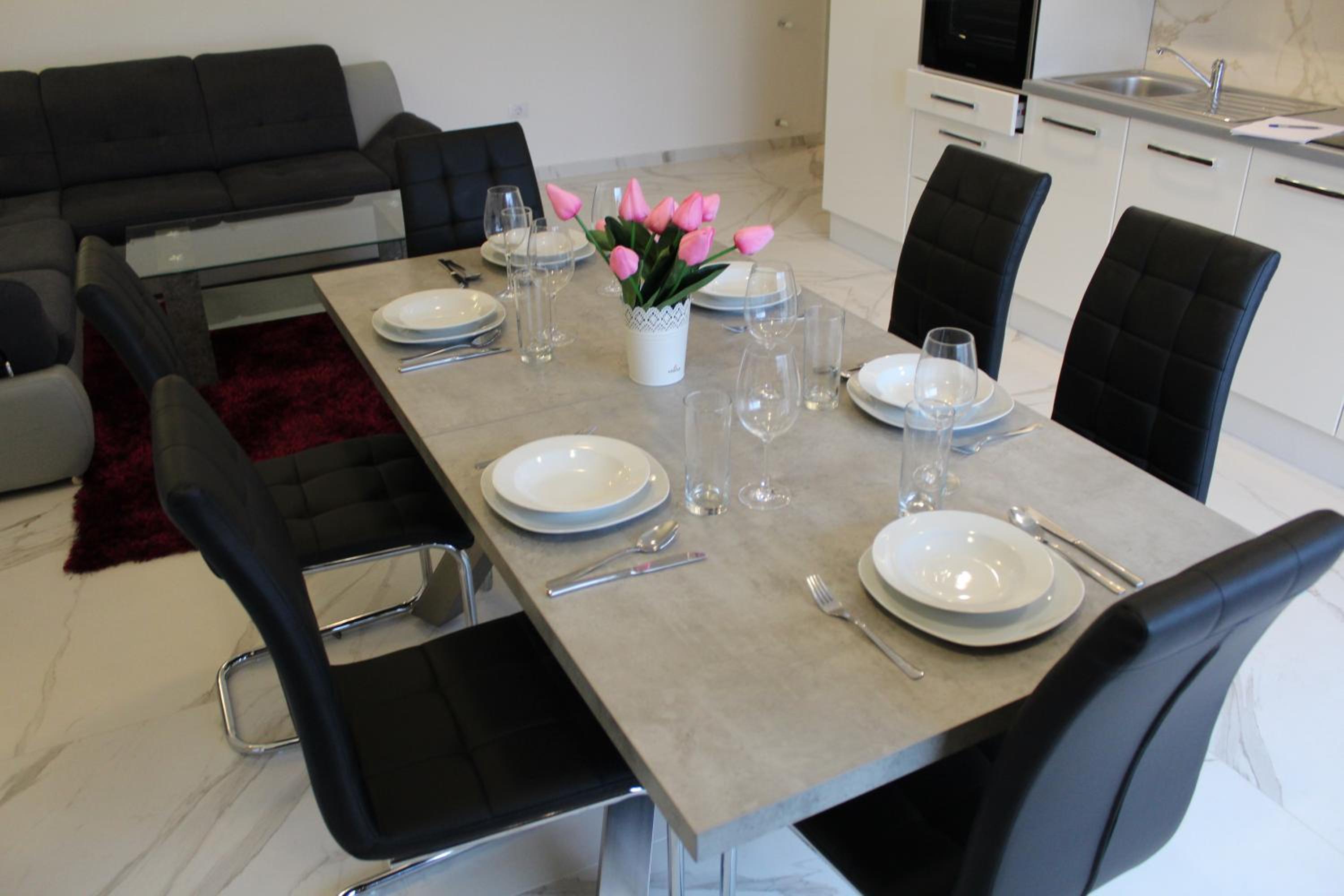 Apartment with Sea View - Photo 23