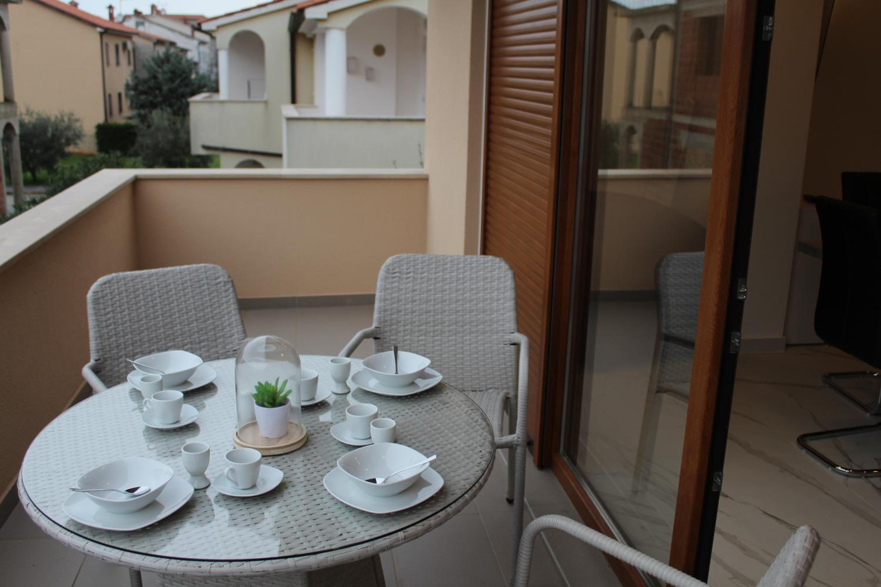 Apartment with Sea View - Photo 26