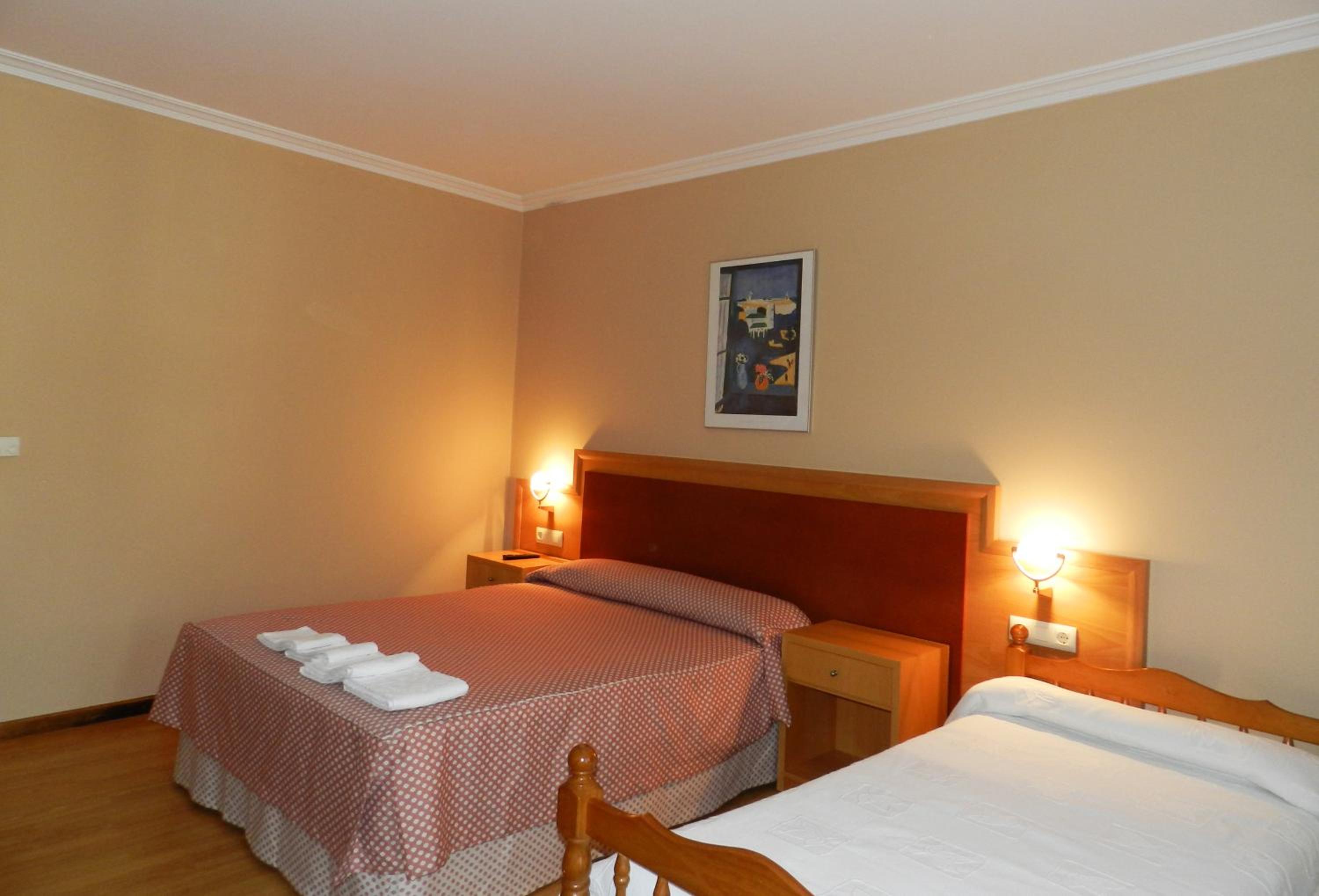 Triple Room - Photo 1