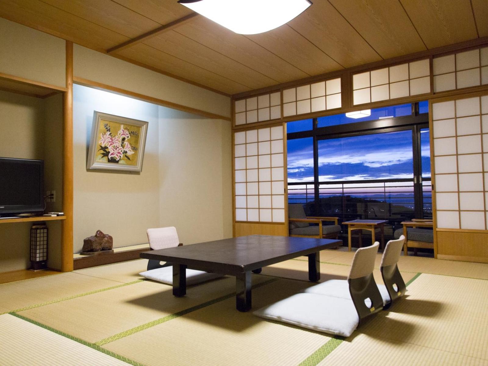 Japanese-Style Superior Room