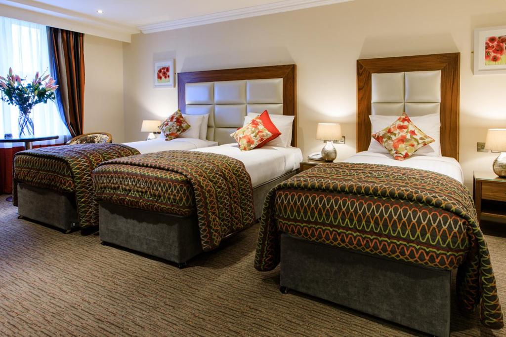 Twin Room - Photo 3