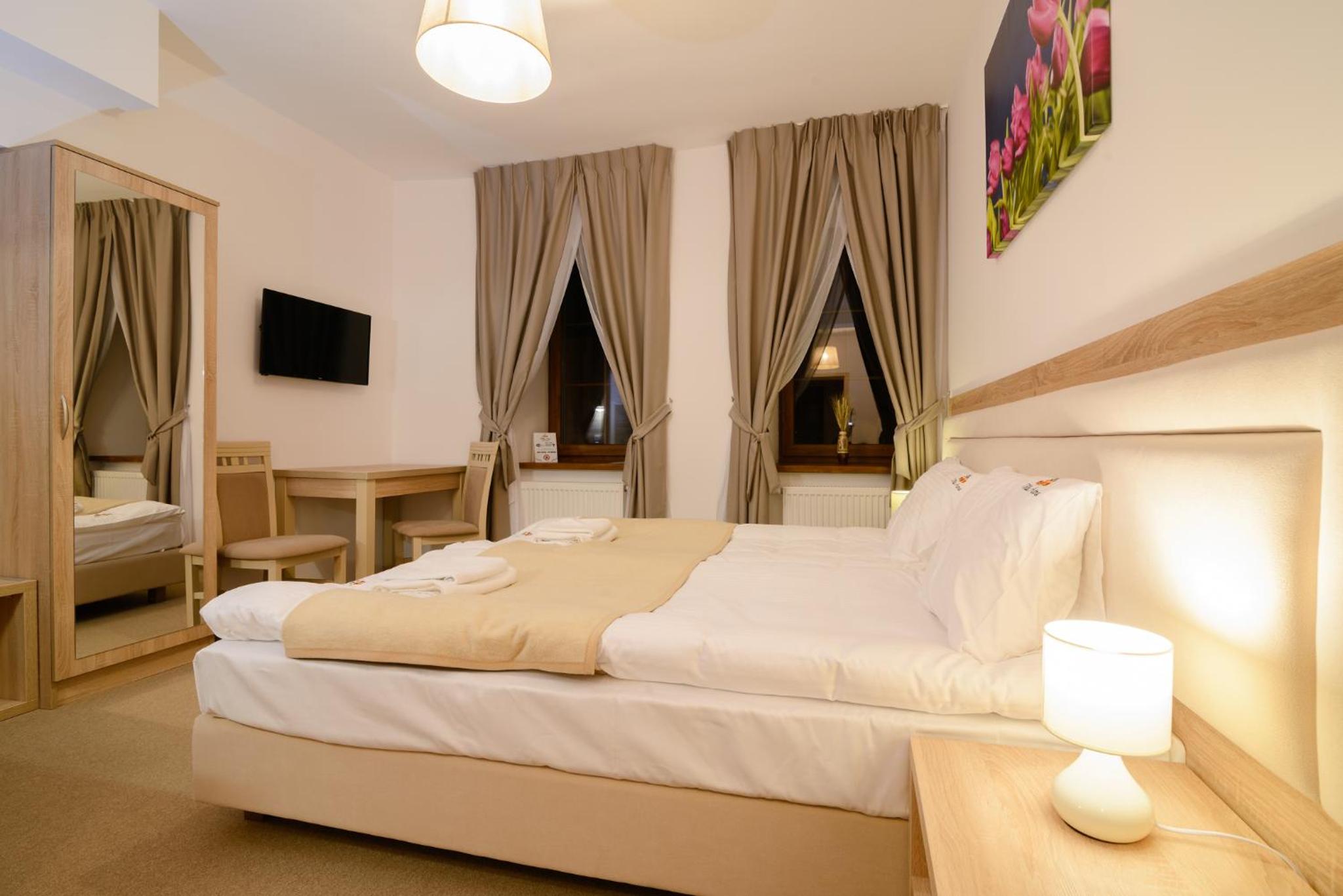 Deluxe Double Room - Photo 3