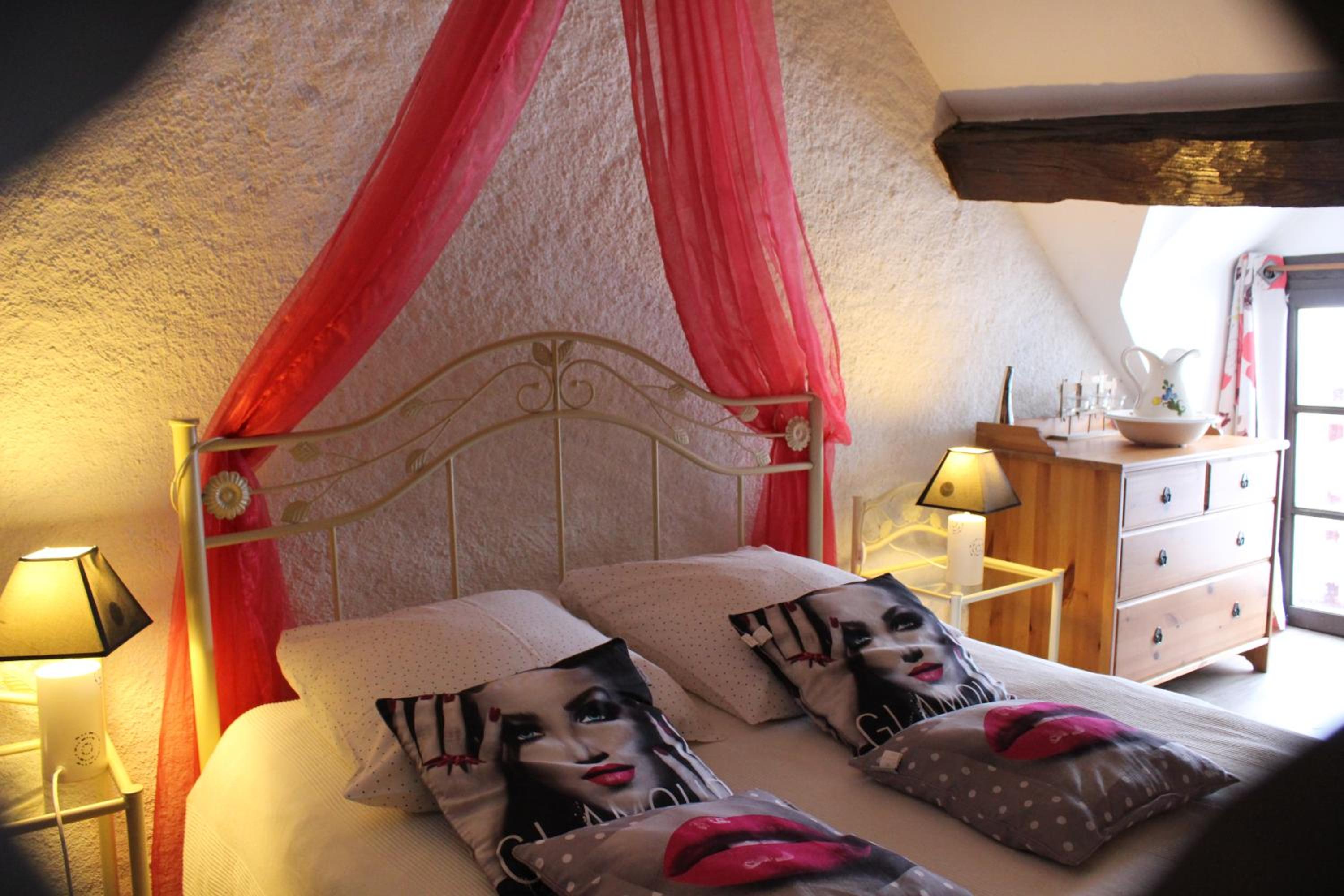 Duplex Suite - Photo 1