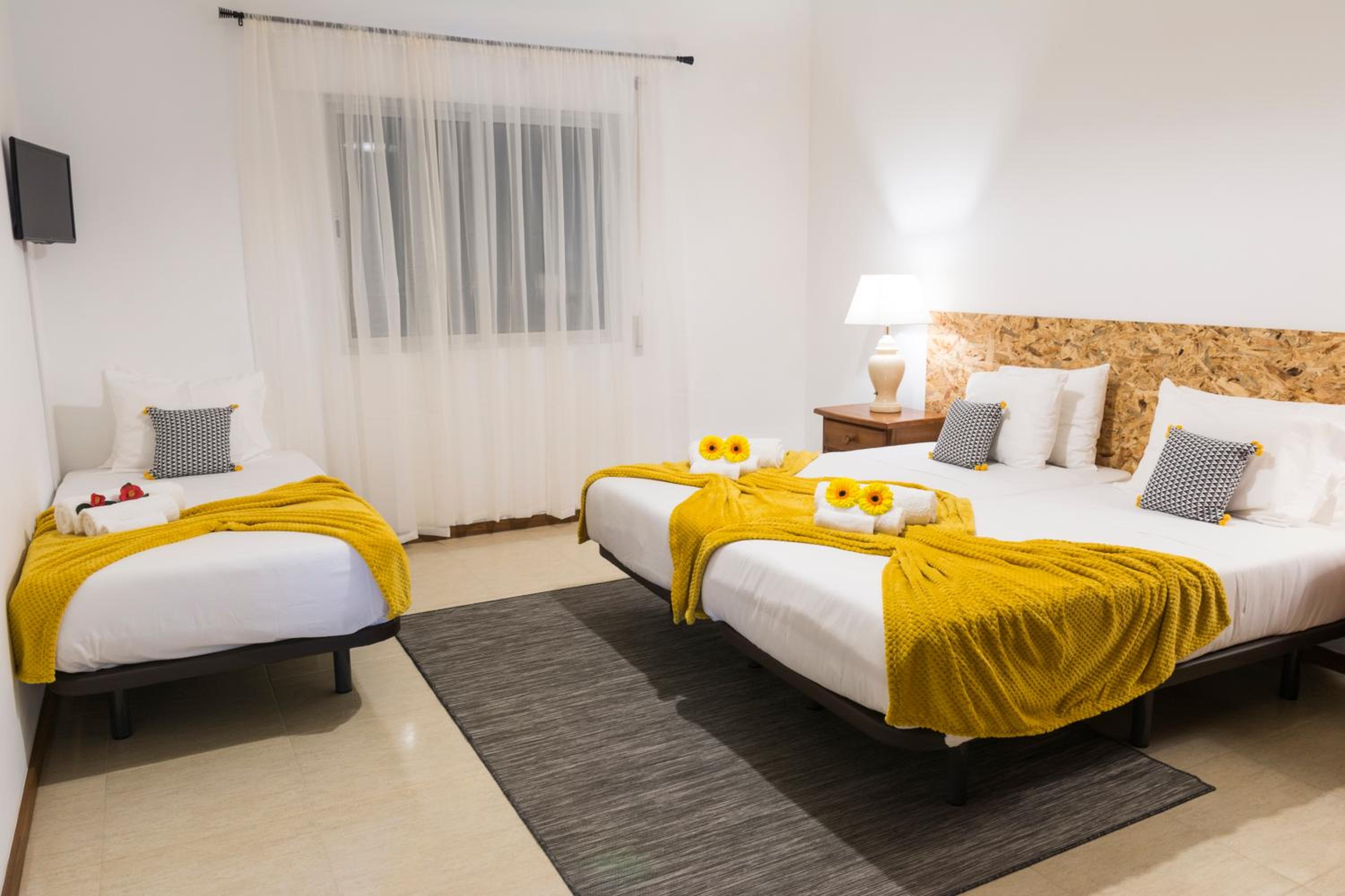 Triple Room with Shared Bathroom photo 3