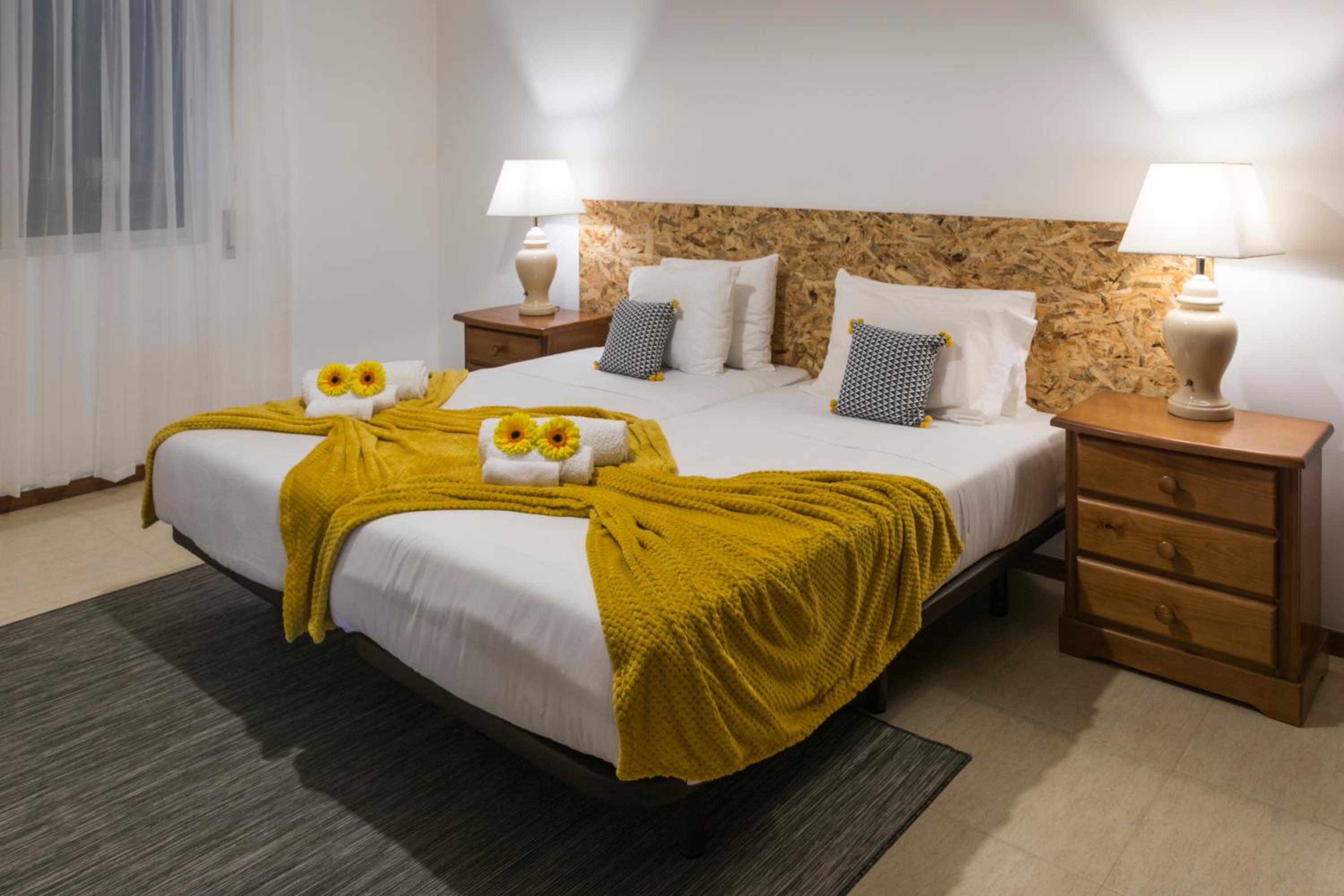 Triple Room with Shared Bathroom photo 2