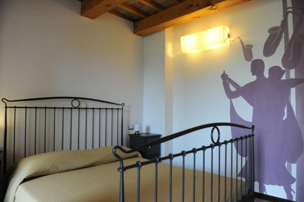 Double Room - Photo 4