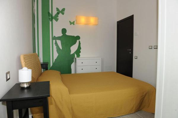 Double Room - Photo 3