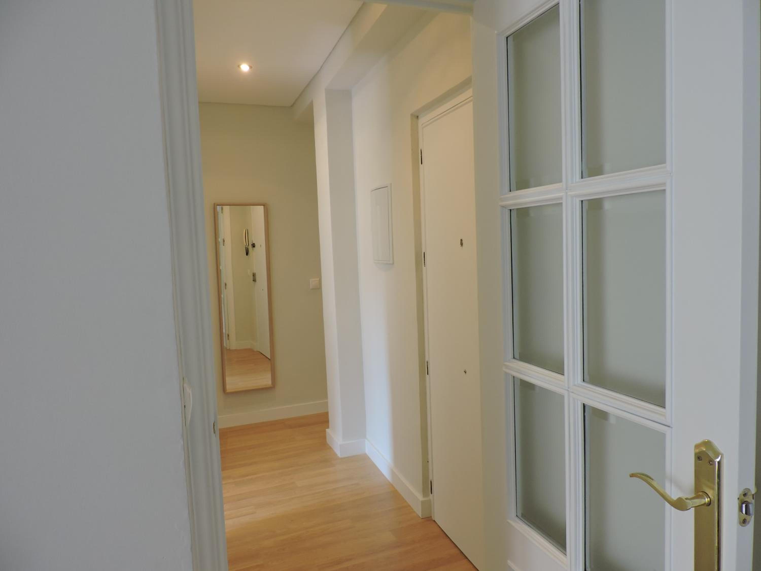 Apartamento con Balcón