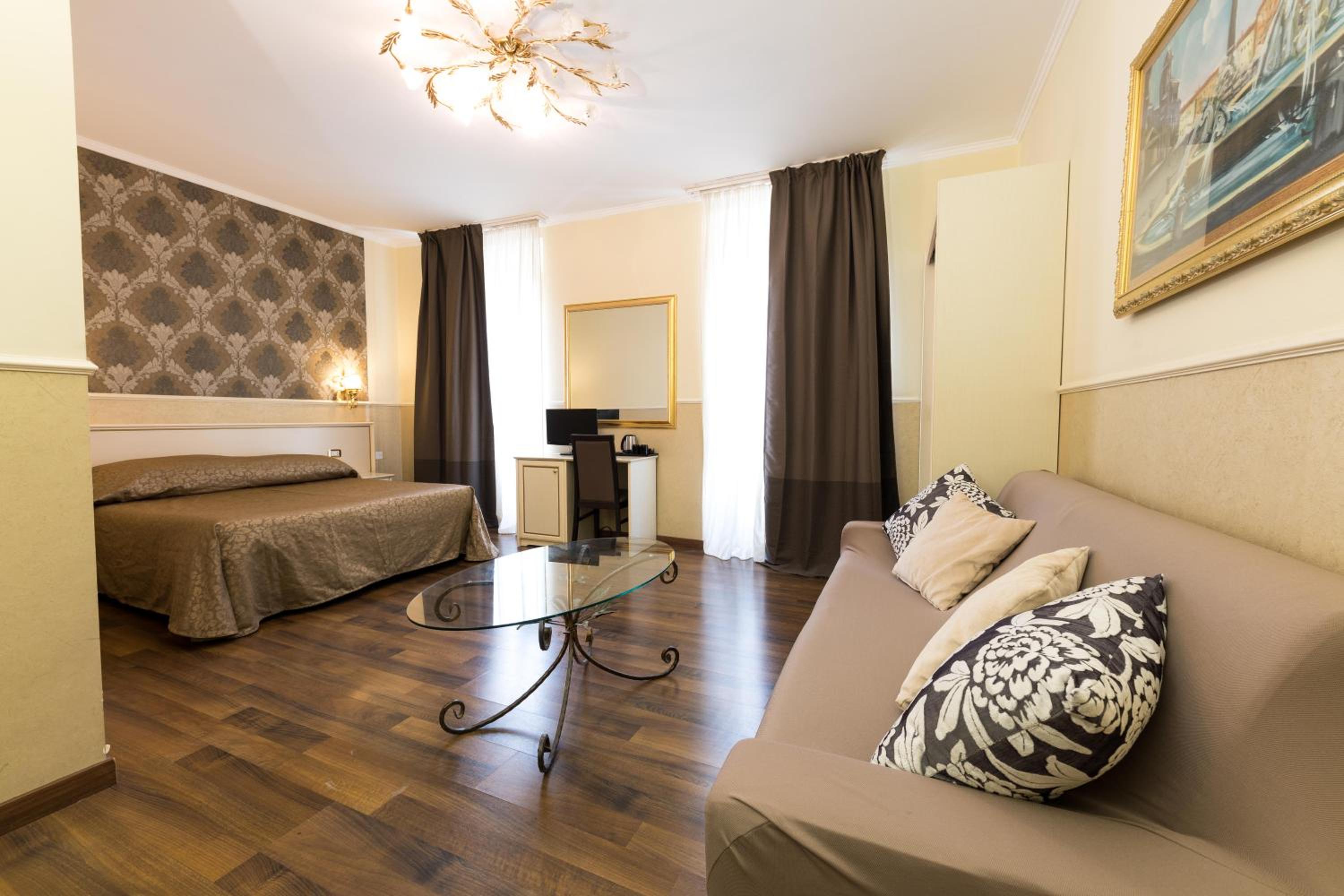Quadruple Room photo 1