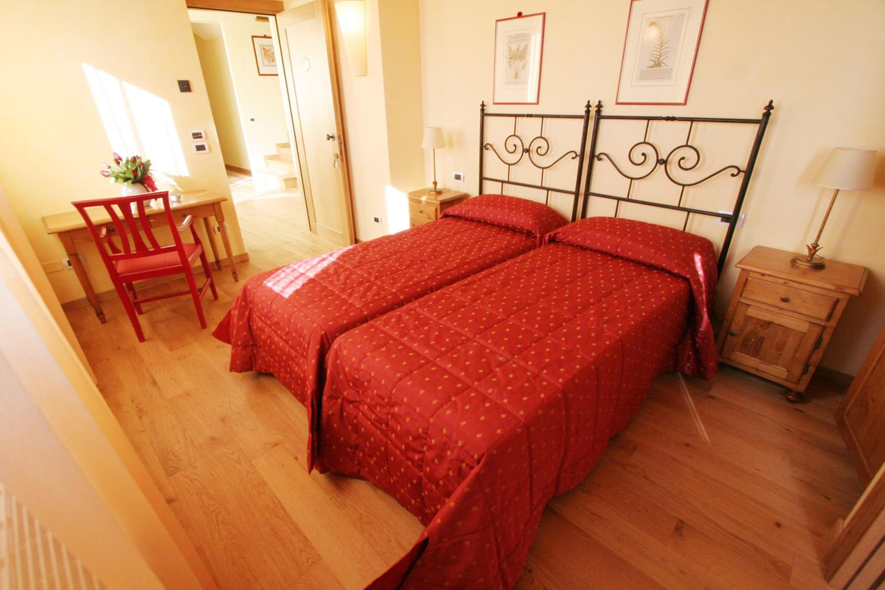 Deluxe Double Room photo 3