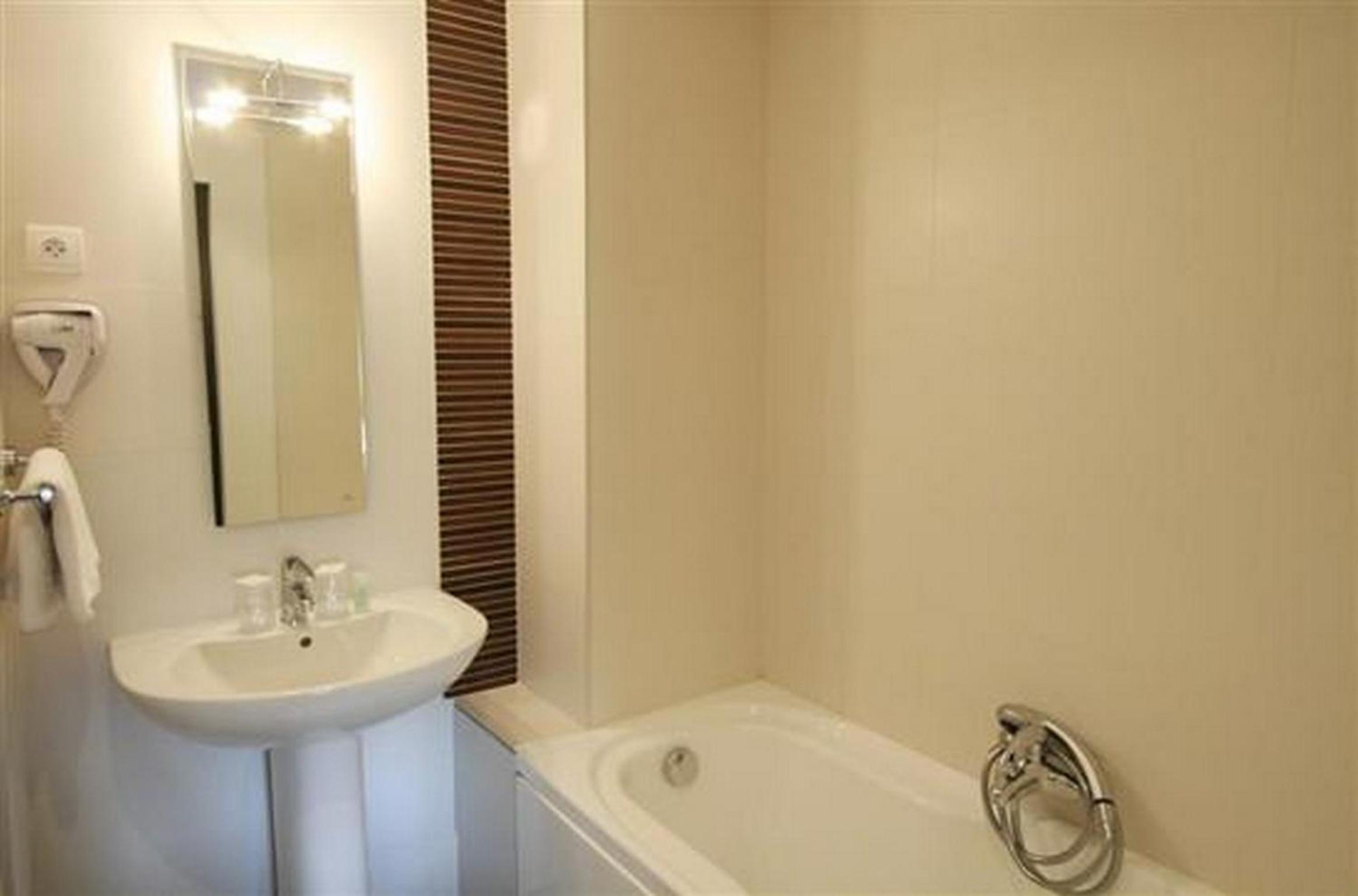 Triple Room - Photo 4