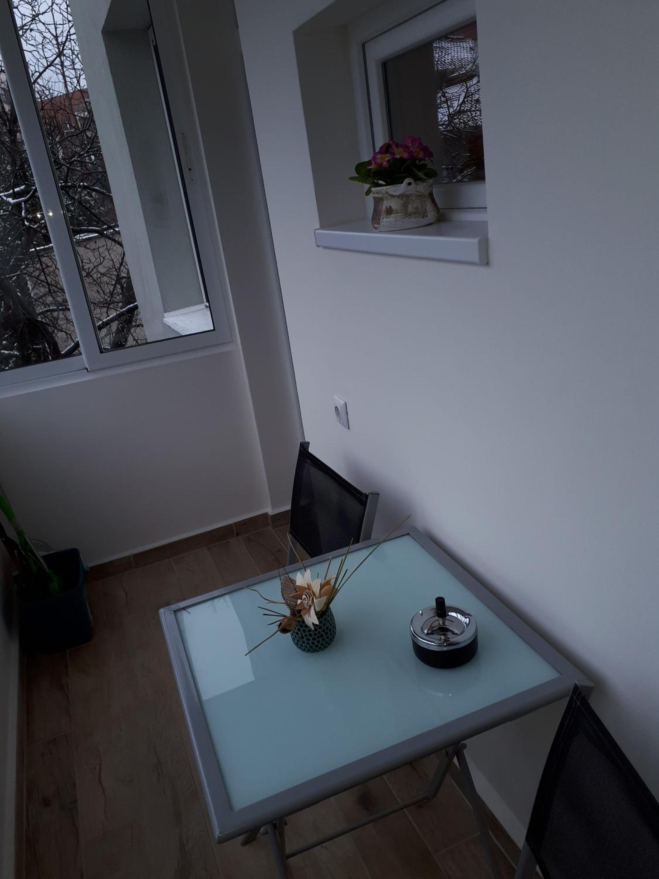 Apartment - Photo 8