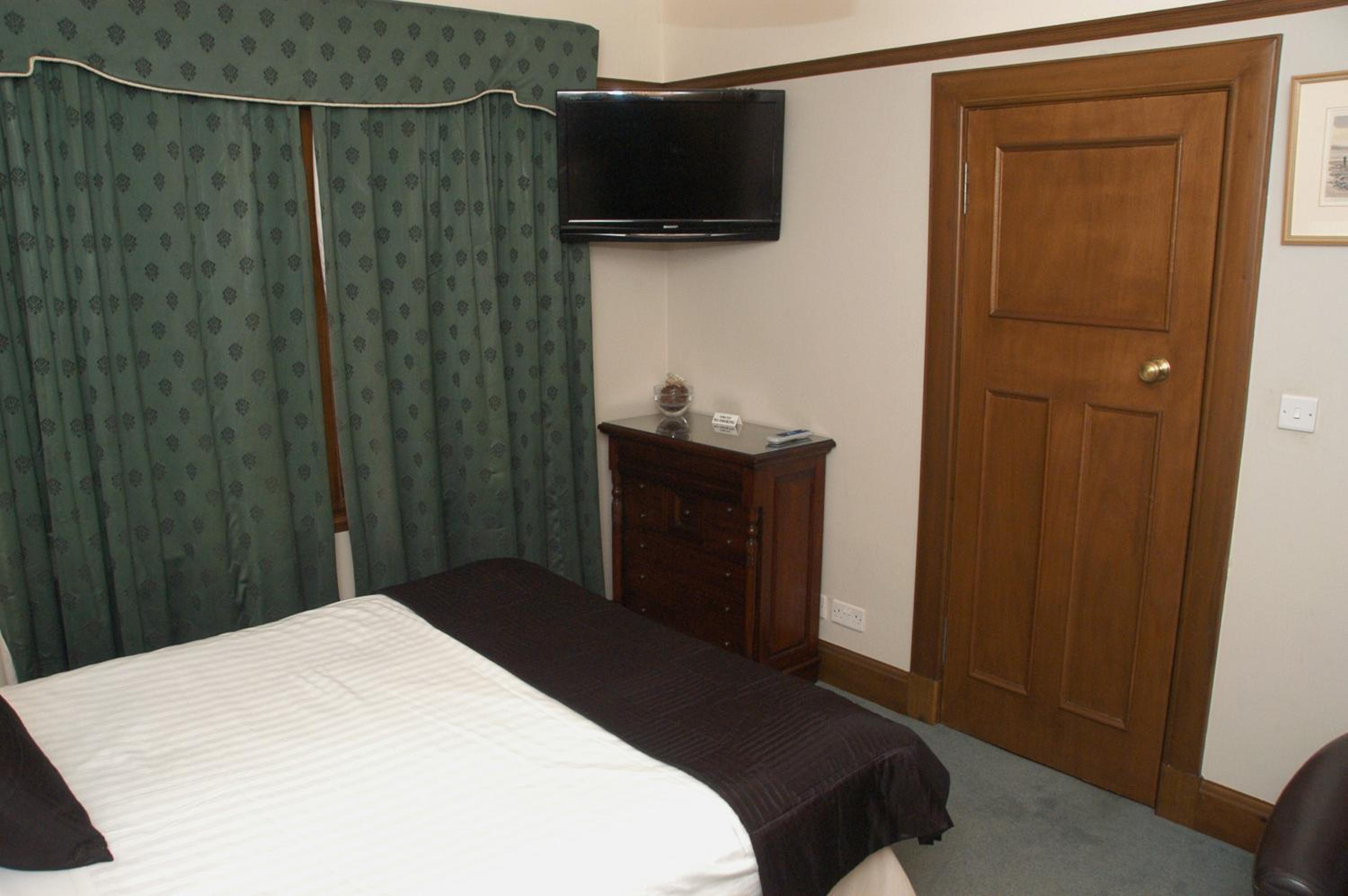 Standard Double Room photo 2