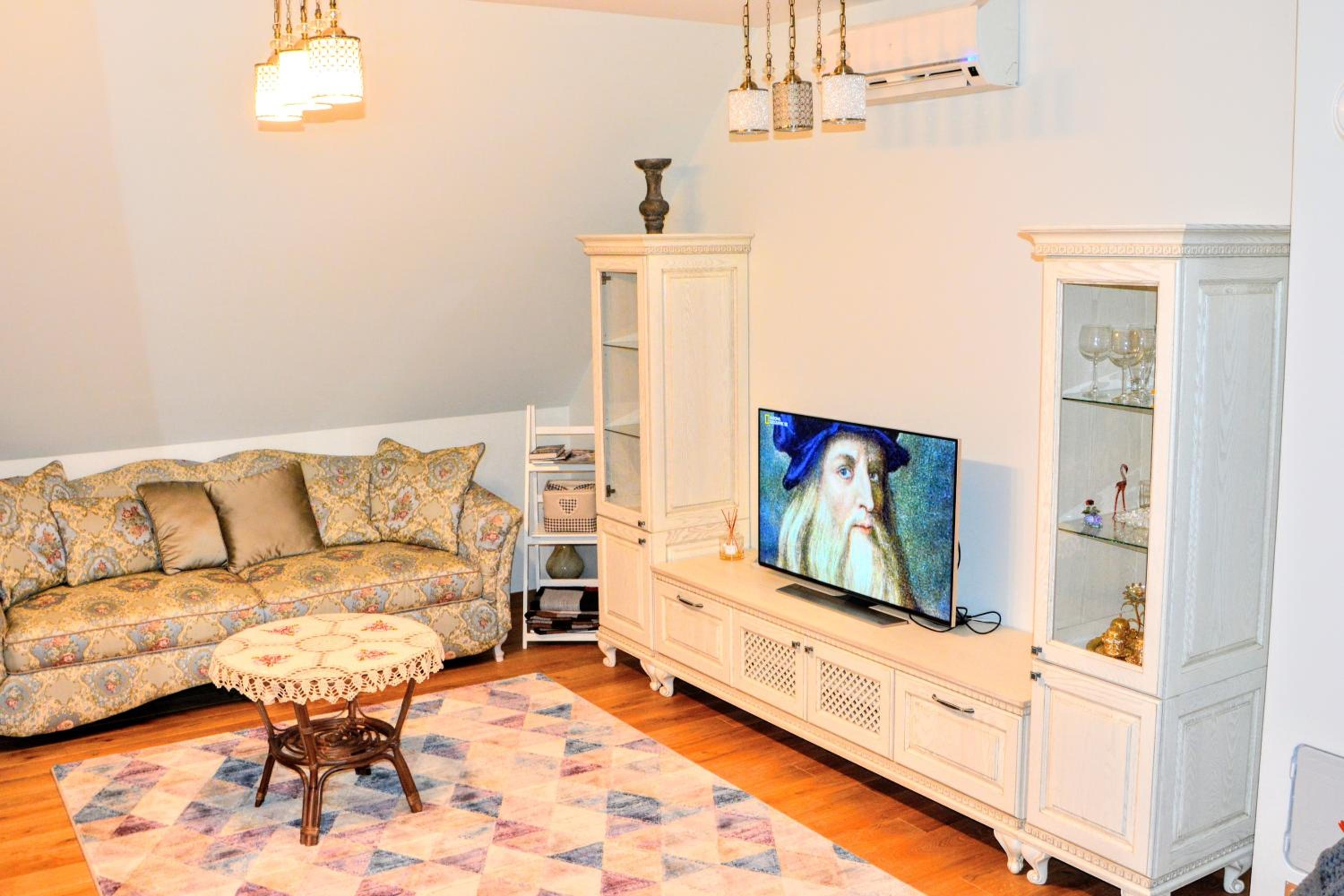 Apartment photo 3