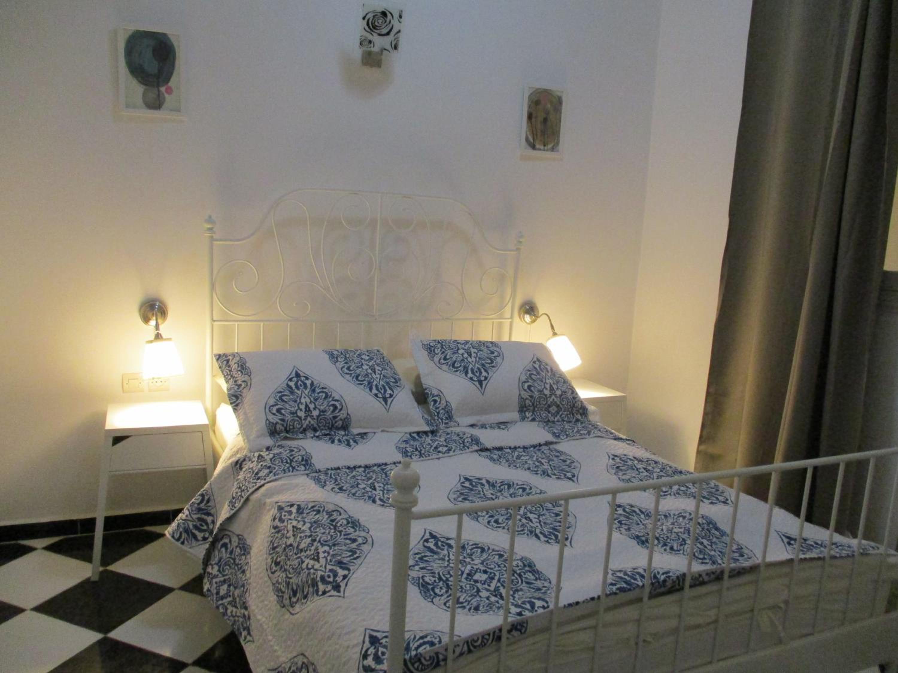 Apartment with Balcony - Photo 1