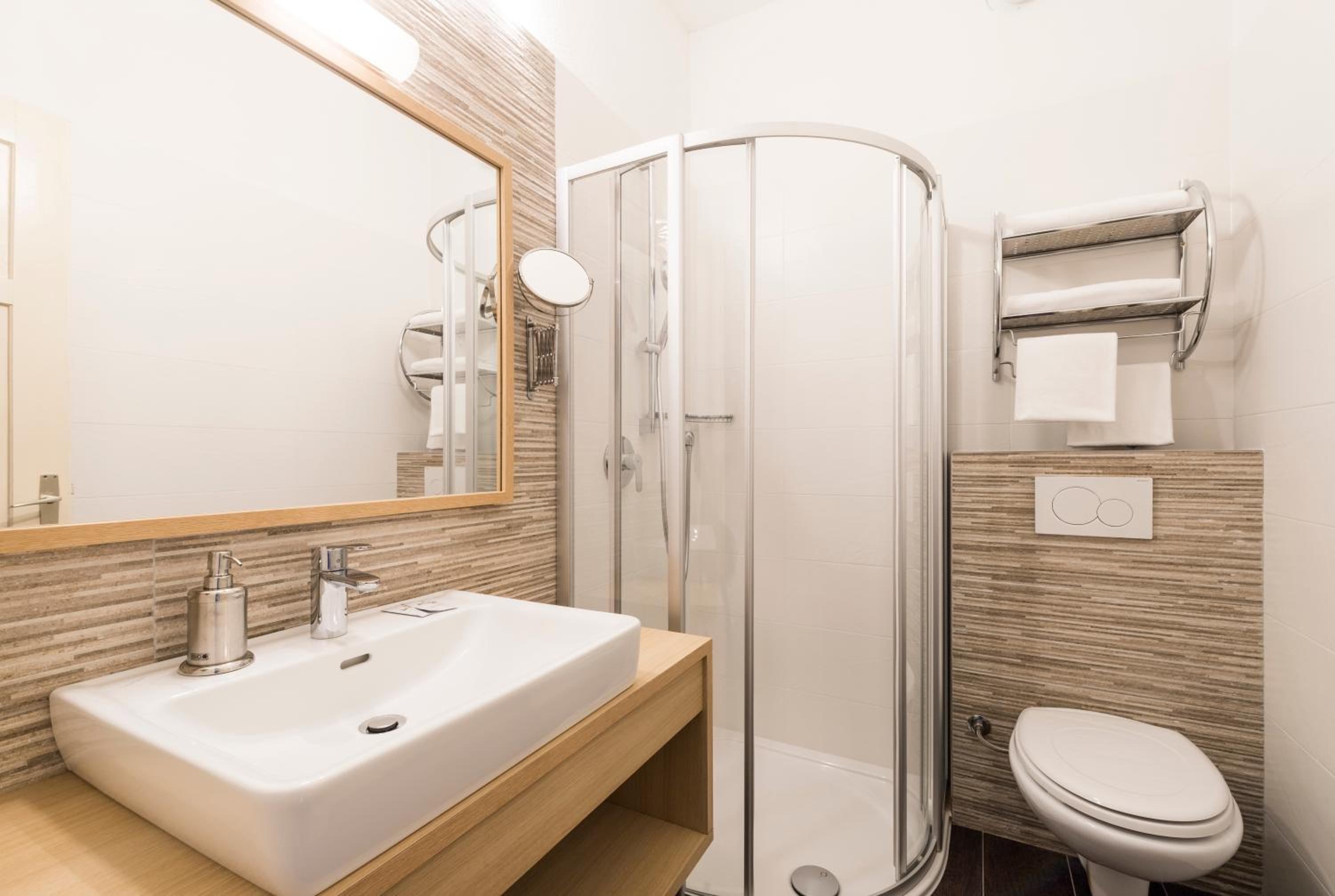 Double Room - Photo 2
