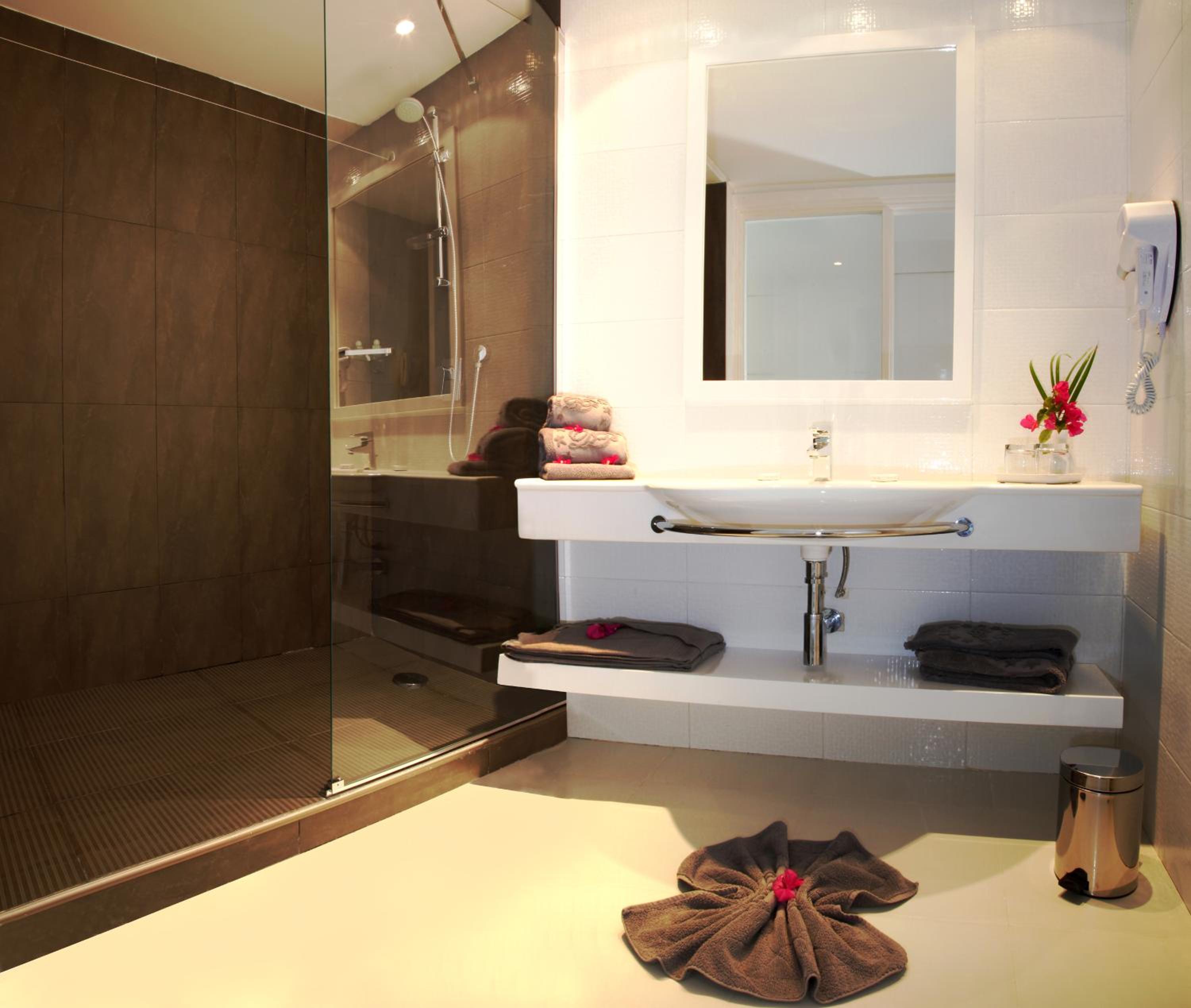 Superior Double or Twin Room with Sea View