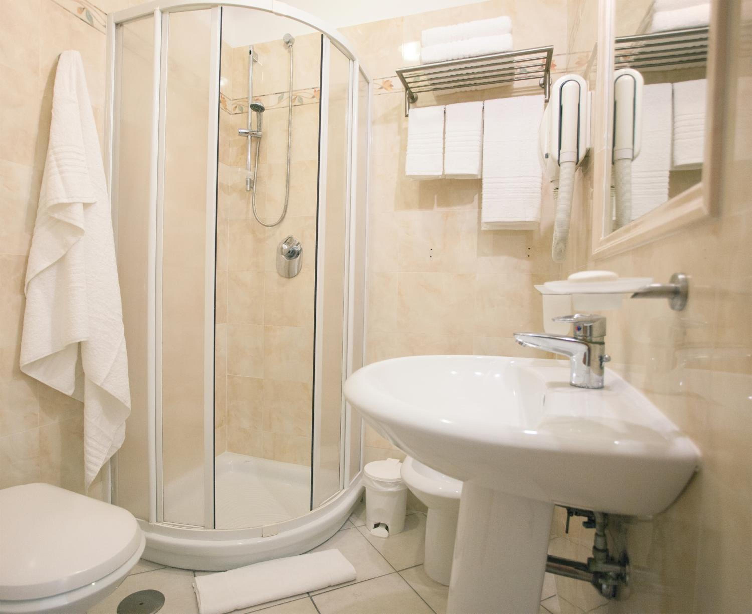 Double or Twin Room photo 2