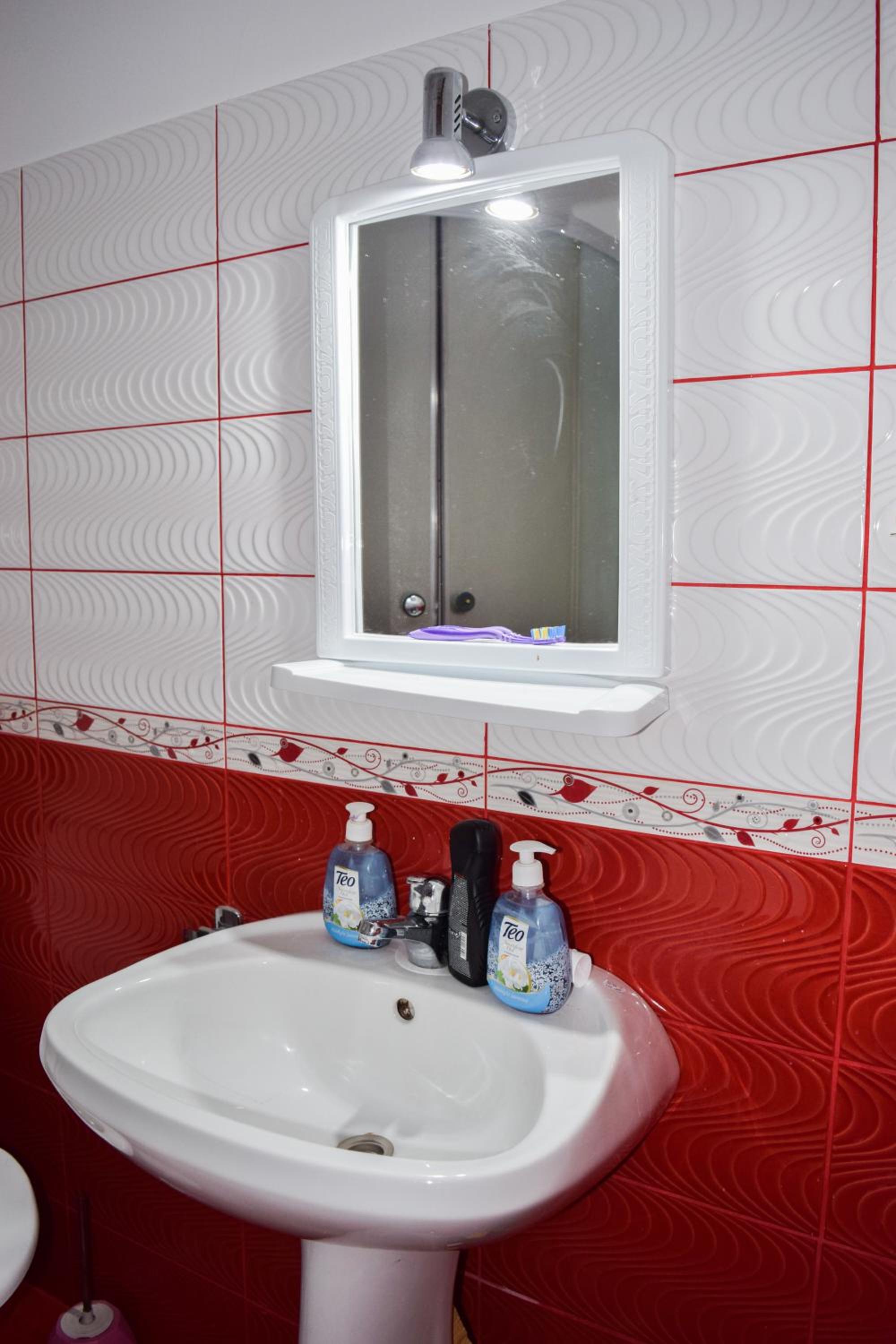Standard Double Room - Photo 20