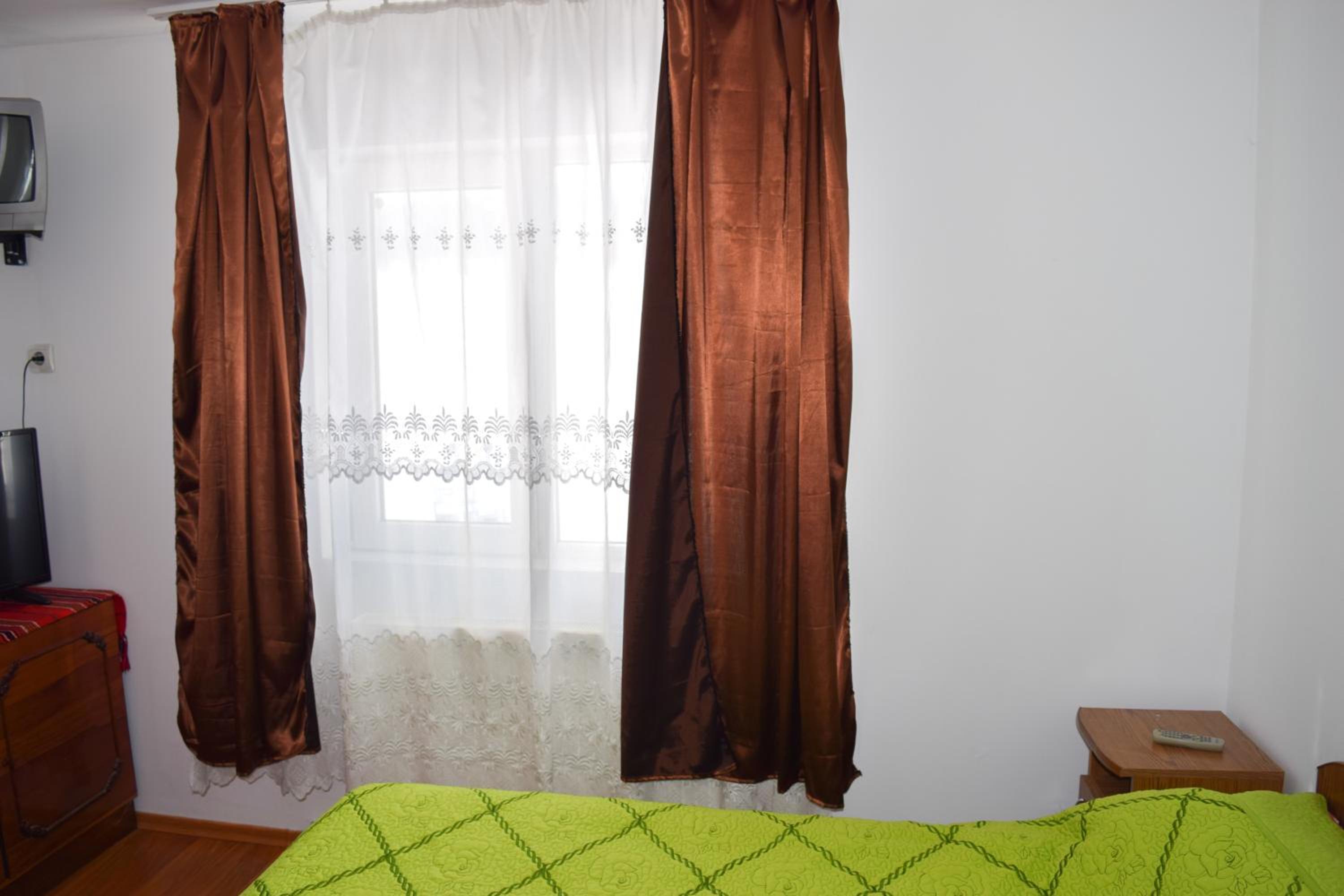 Standard Double Room - Photo 22