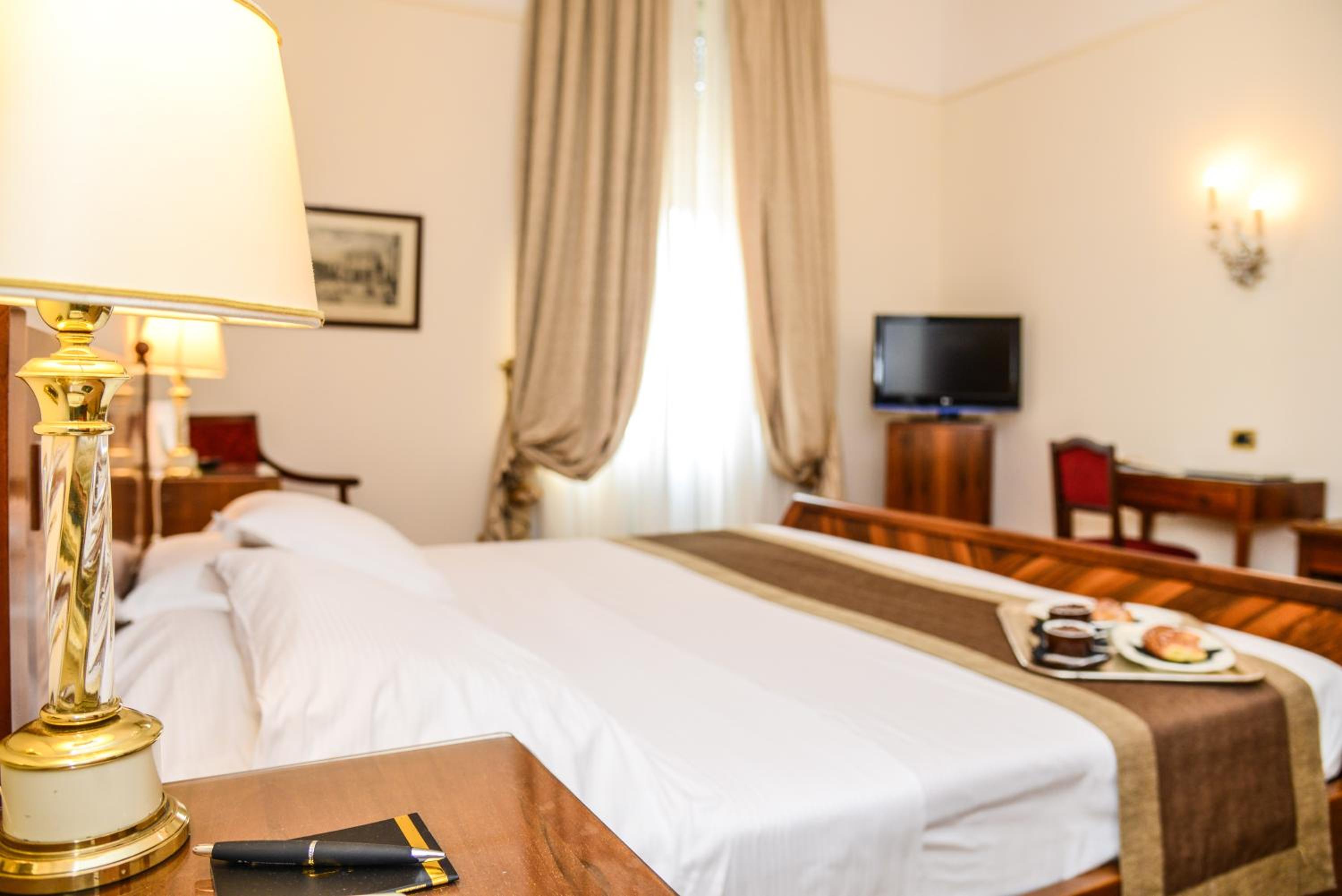 Superior Double Room - Photo 3