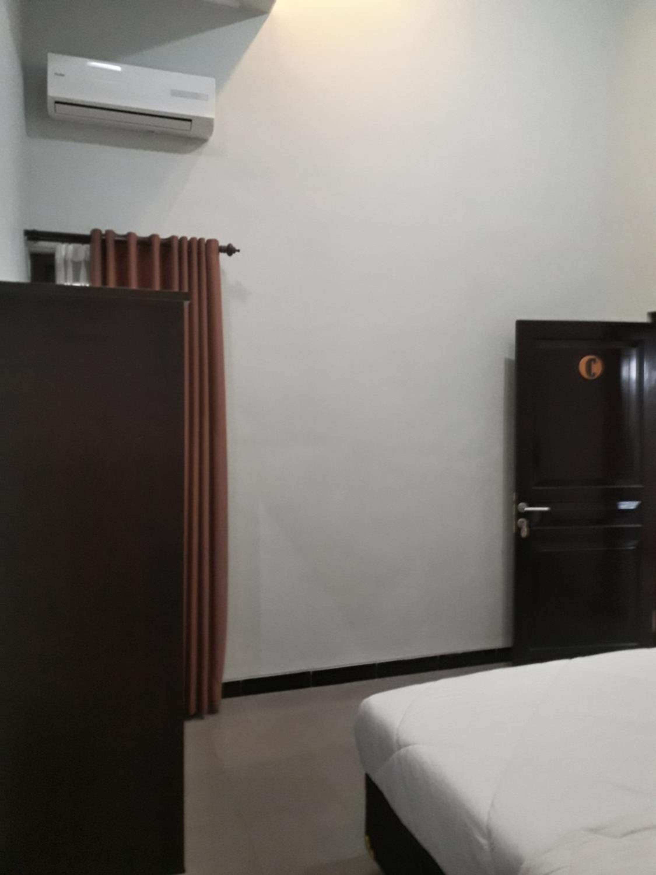 Double Room with Private Bathroom photo 2