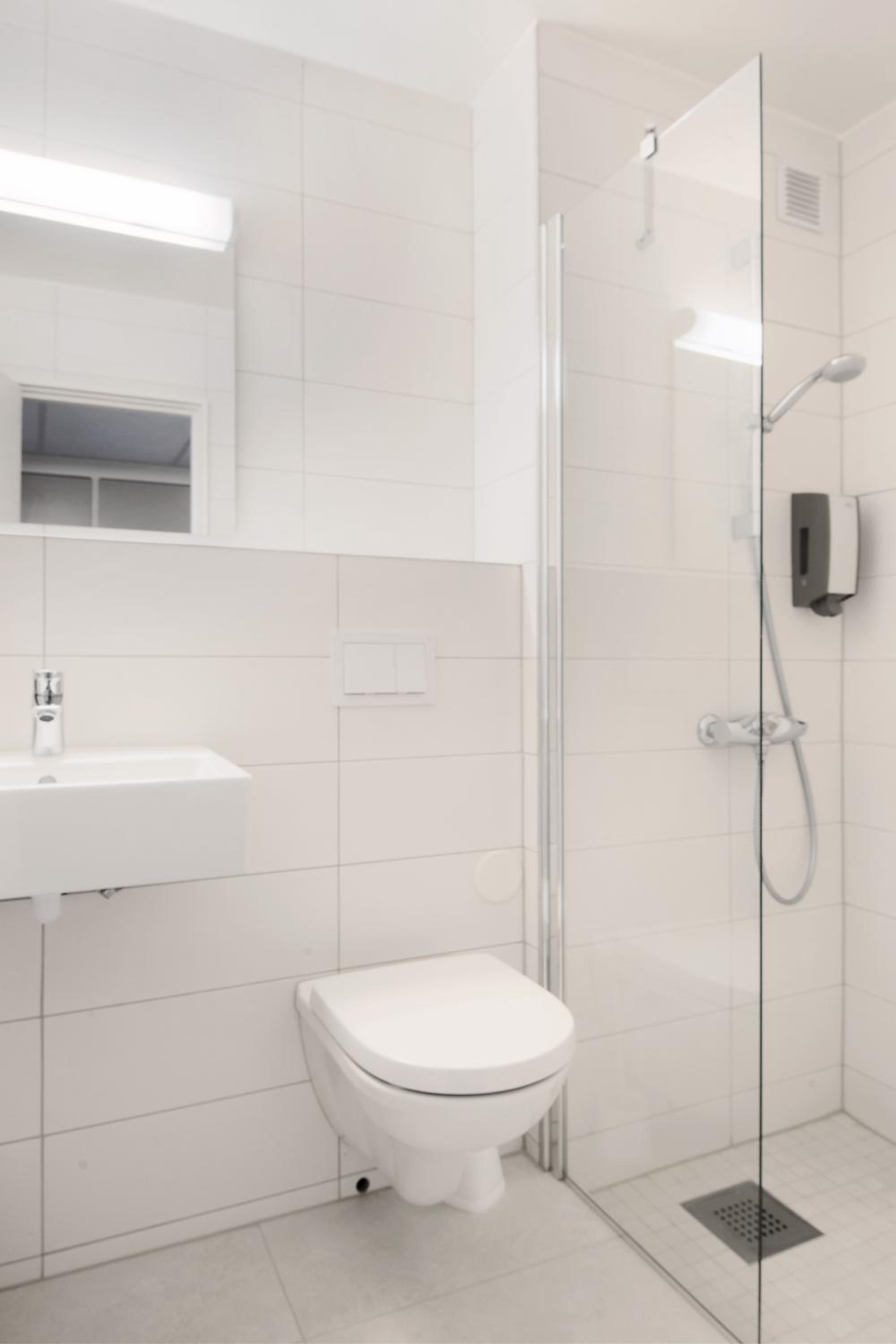 Standard Twin Room - Photo 2