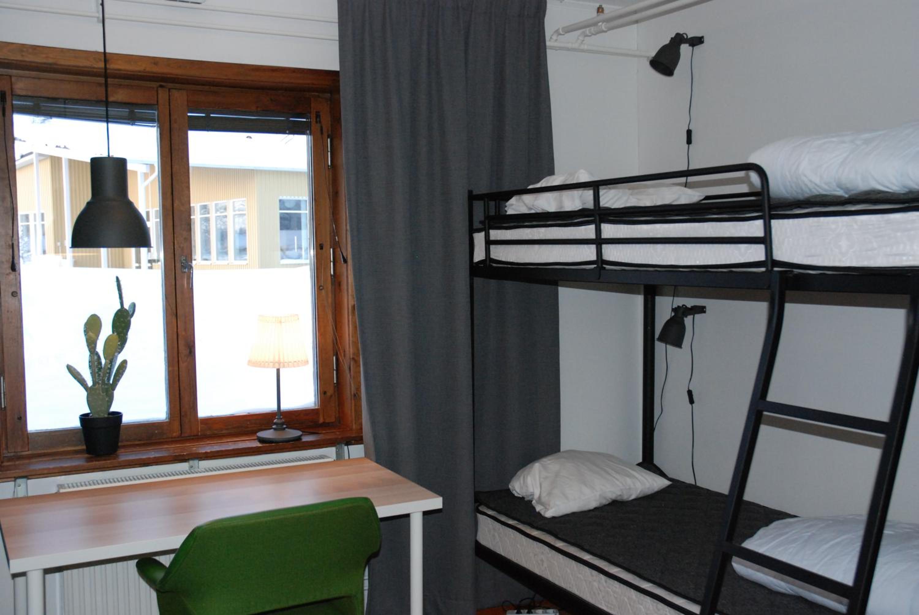 Quadruple Room with Shared Bathroom photo 3