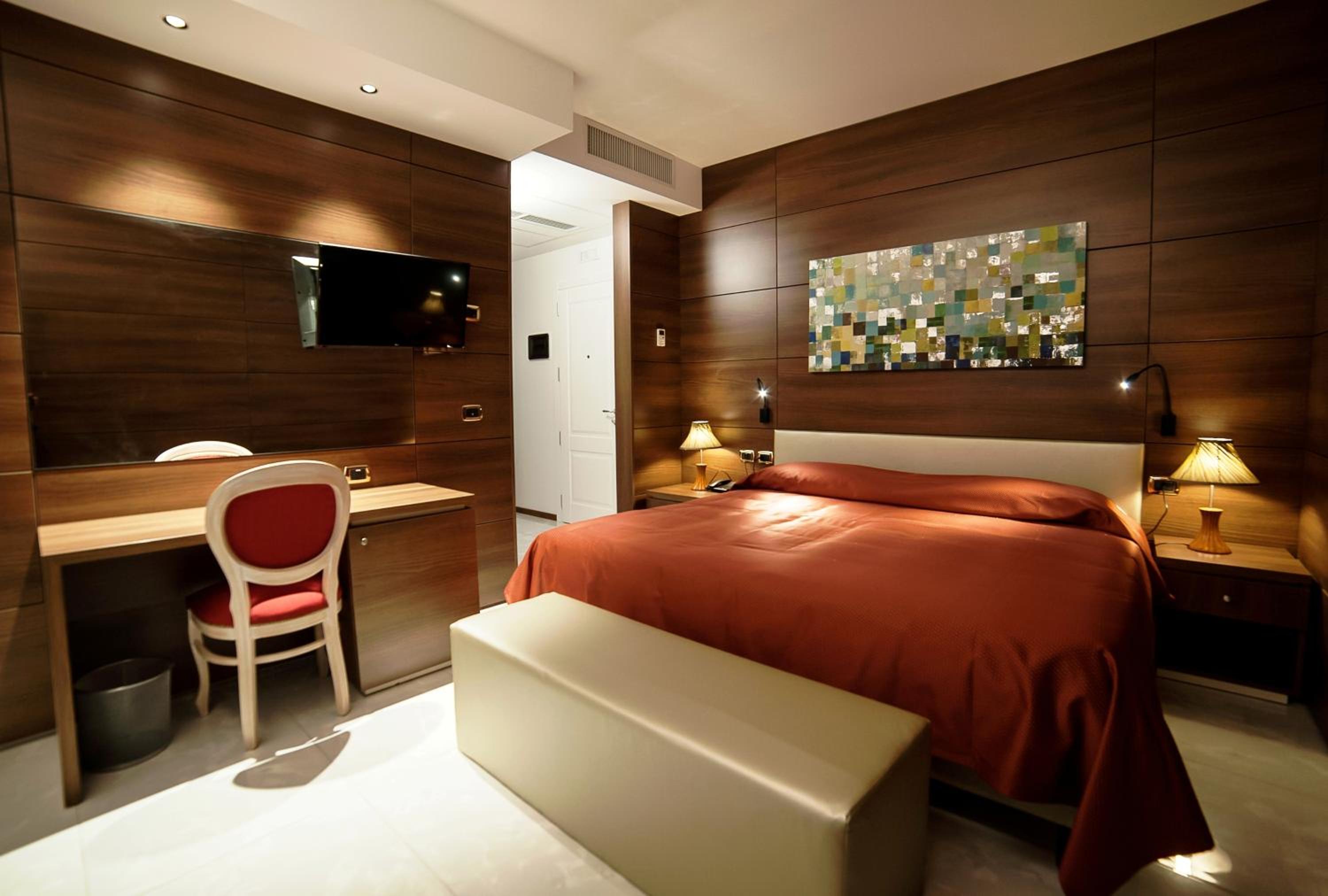 Double Room with Private Bathroom photo 1