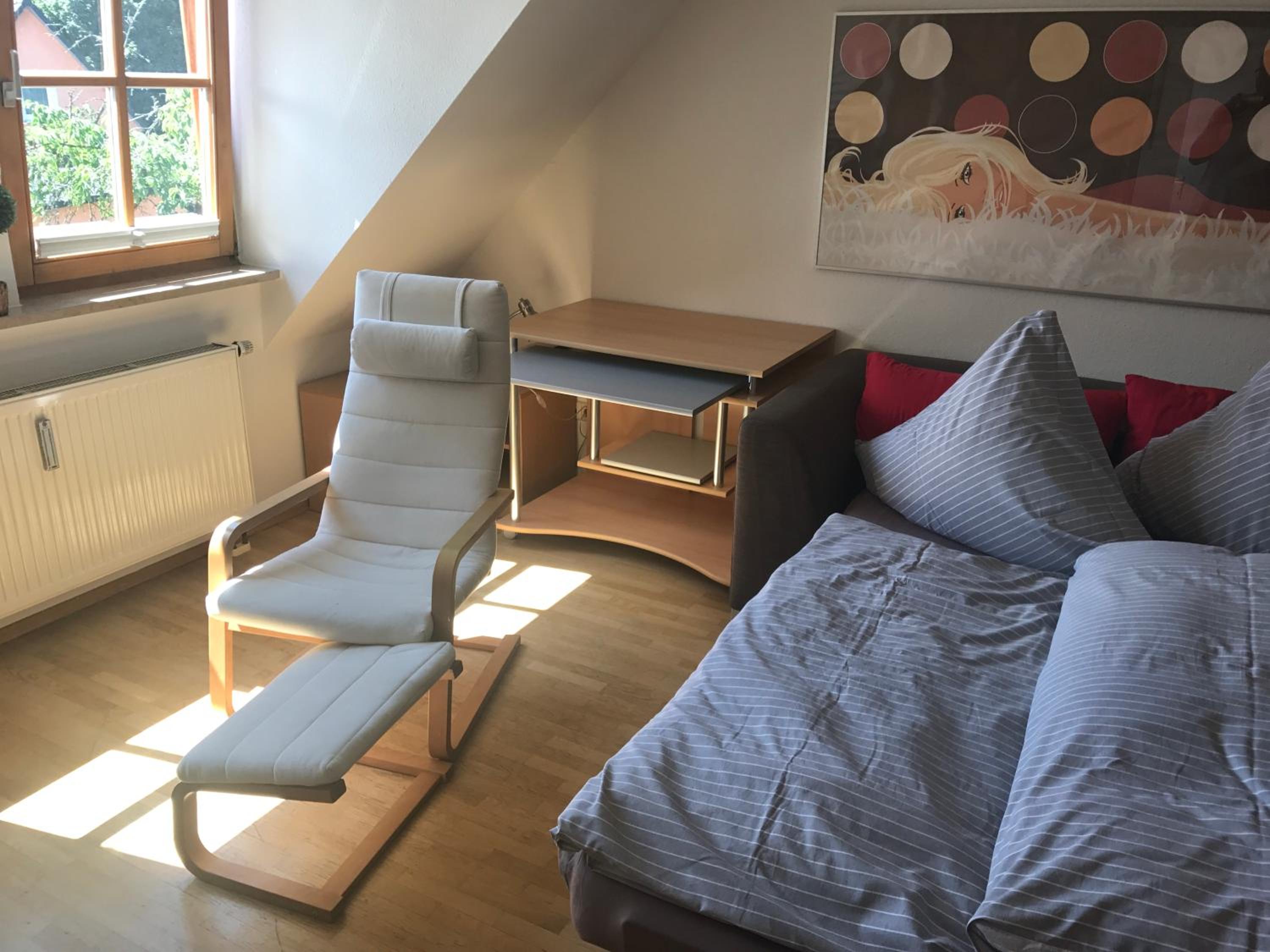 One-Bedroom Apartment photo 1