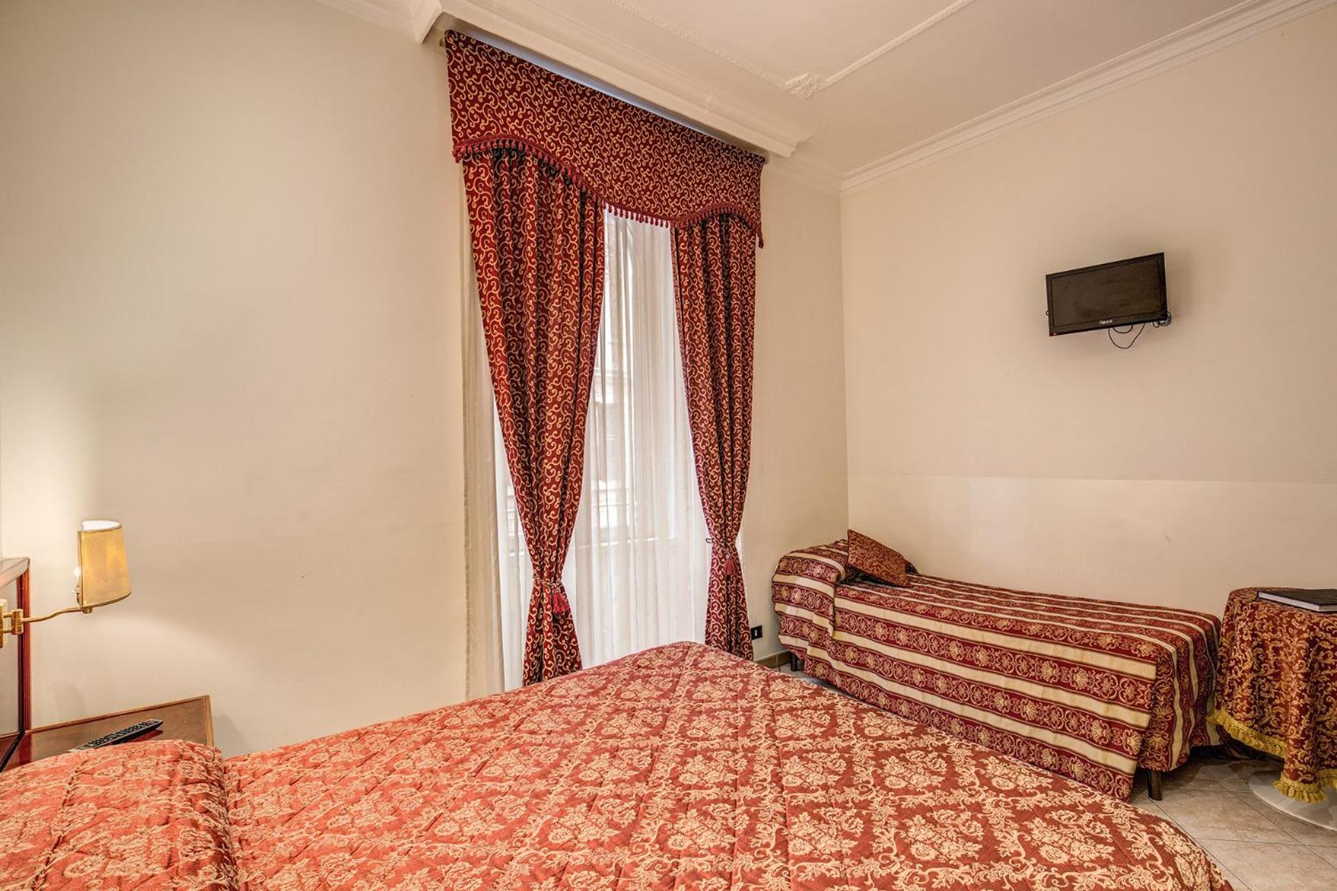 Standard Quadruple Room photo 2