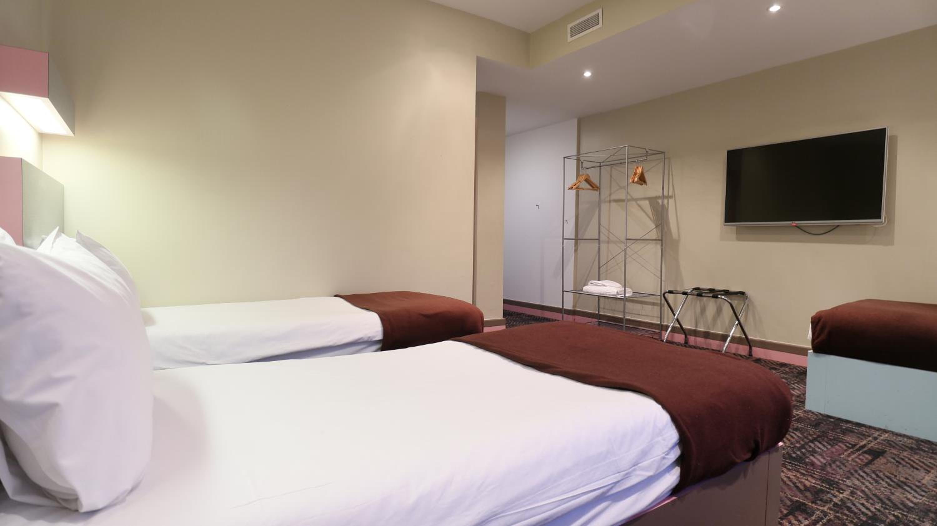 Standard Triple Room photo 3
