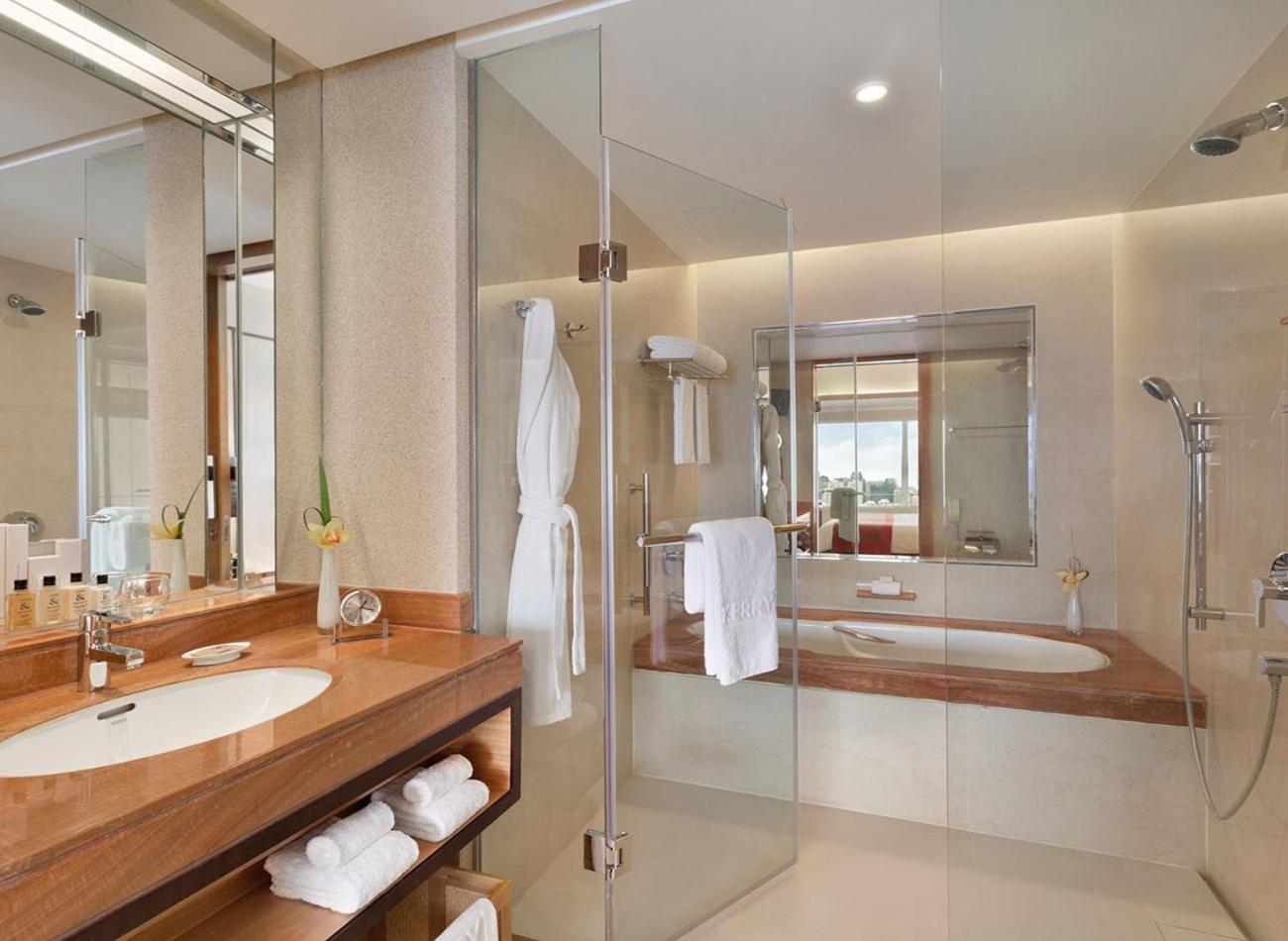 Deluxe Twin Room with Park View