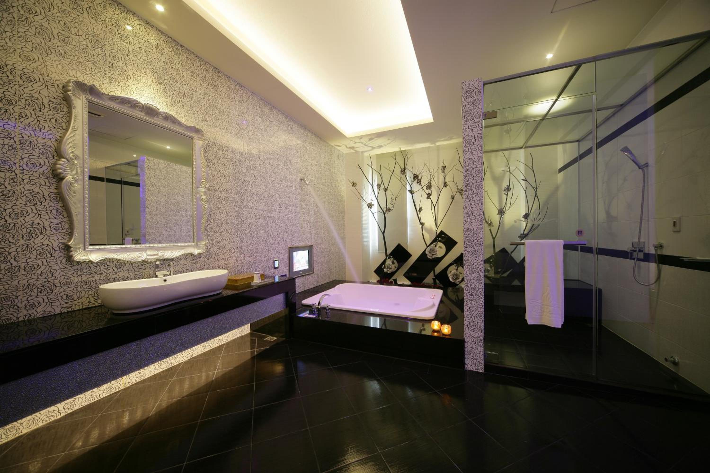 Queen Room with Spa Bath photo 3